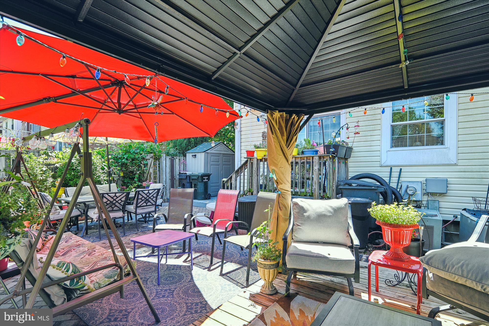 POINT OF WOODS - Residential