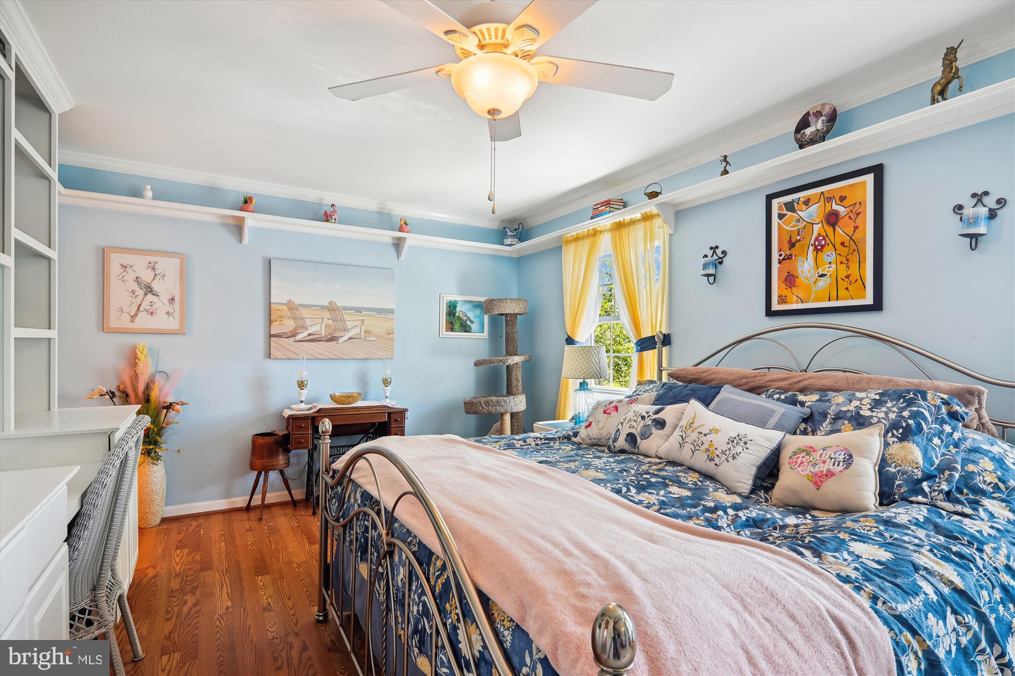 POINT OF WOODS - Residential