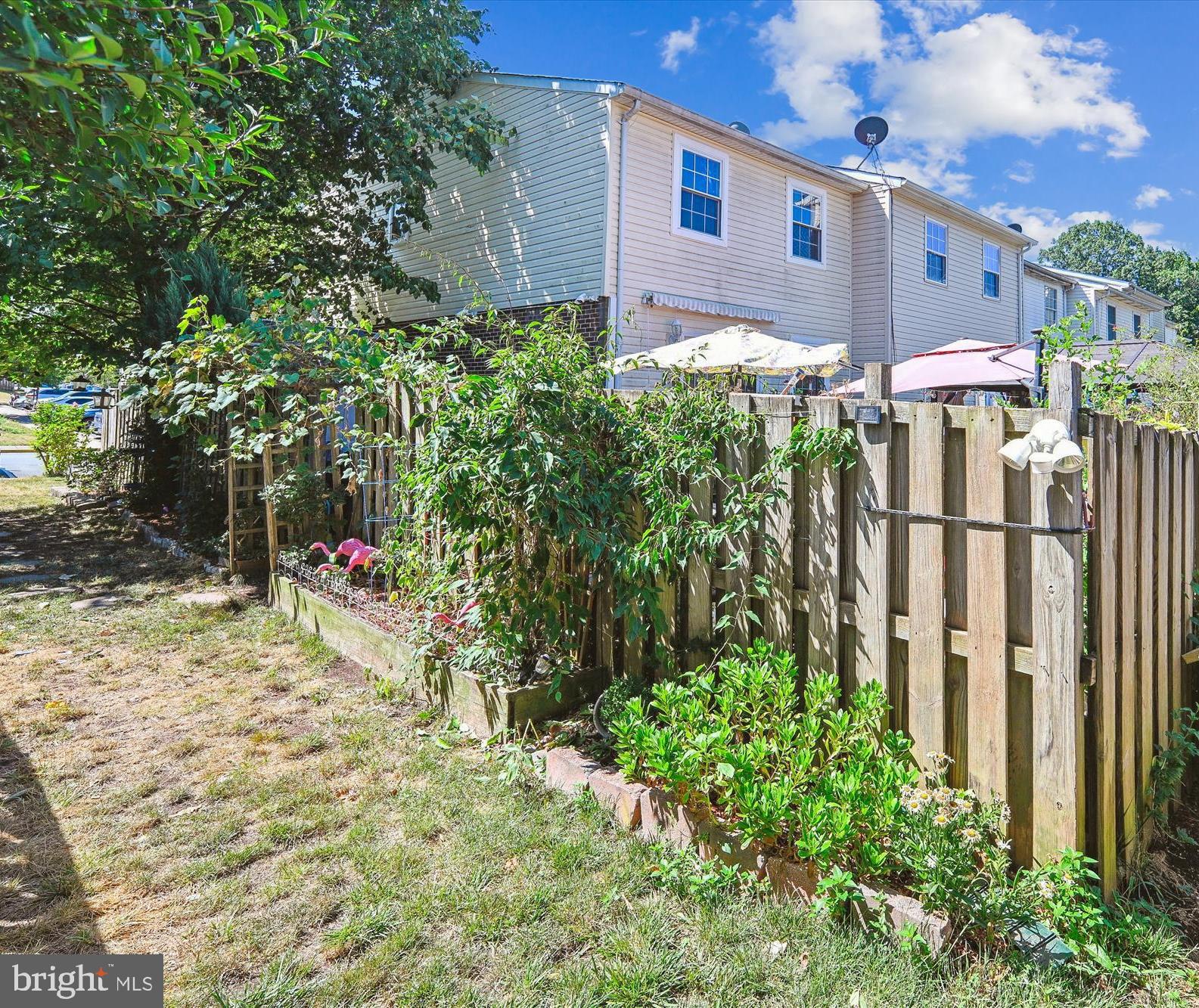 POINT OF WOODS - Residential