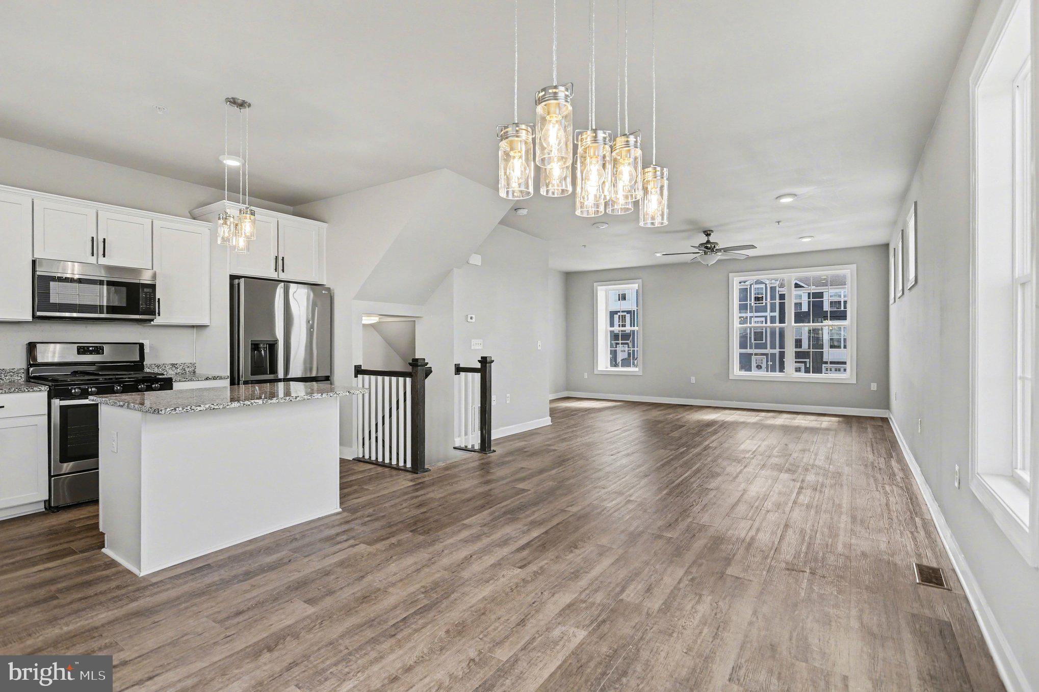 HUDSON RIDGE - Residential