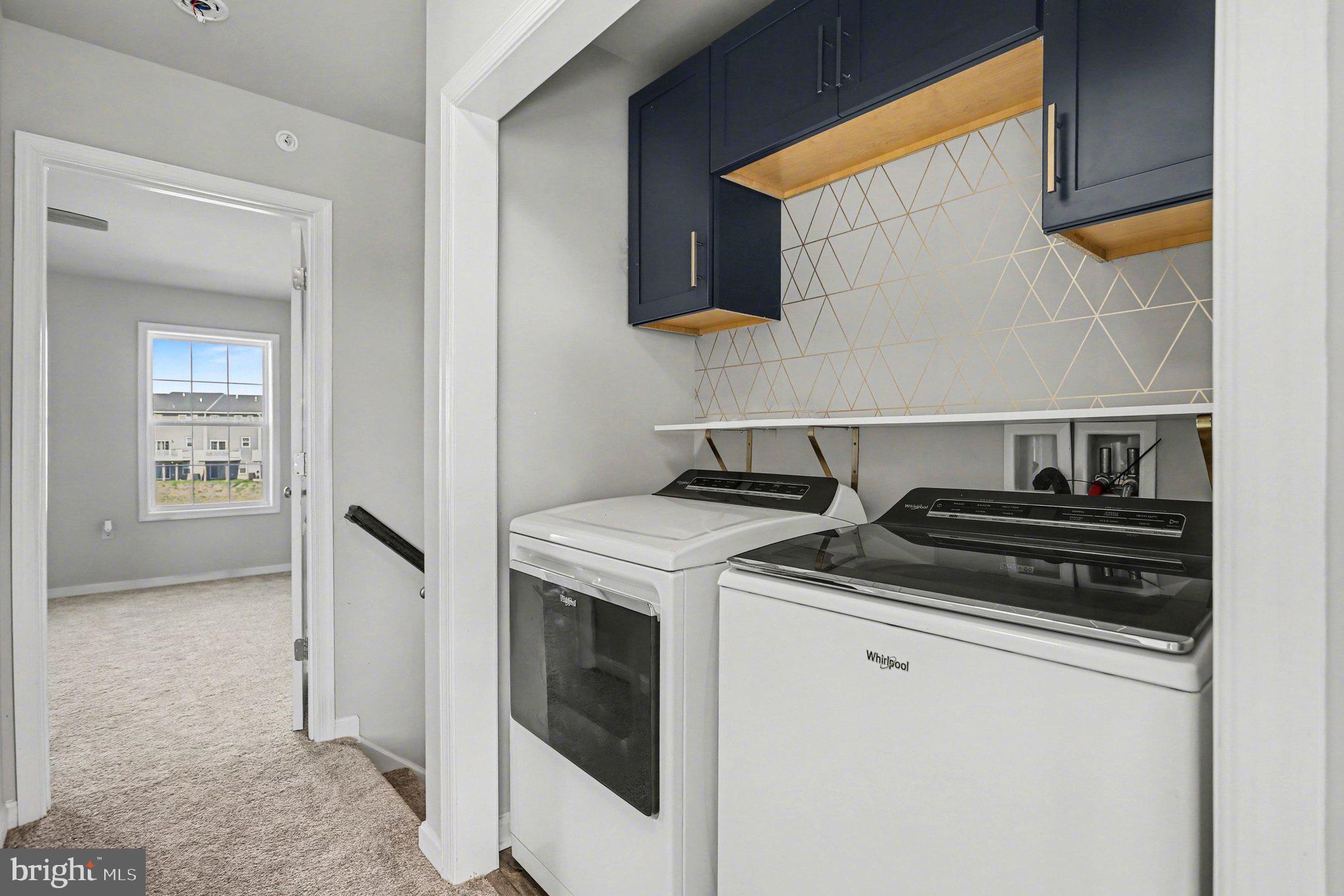 HUDSON RIDGE - Residential