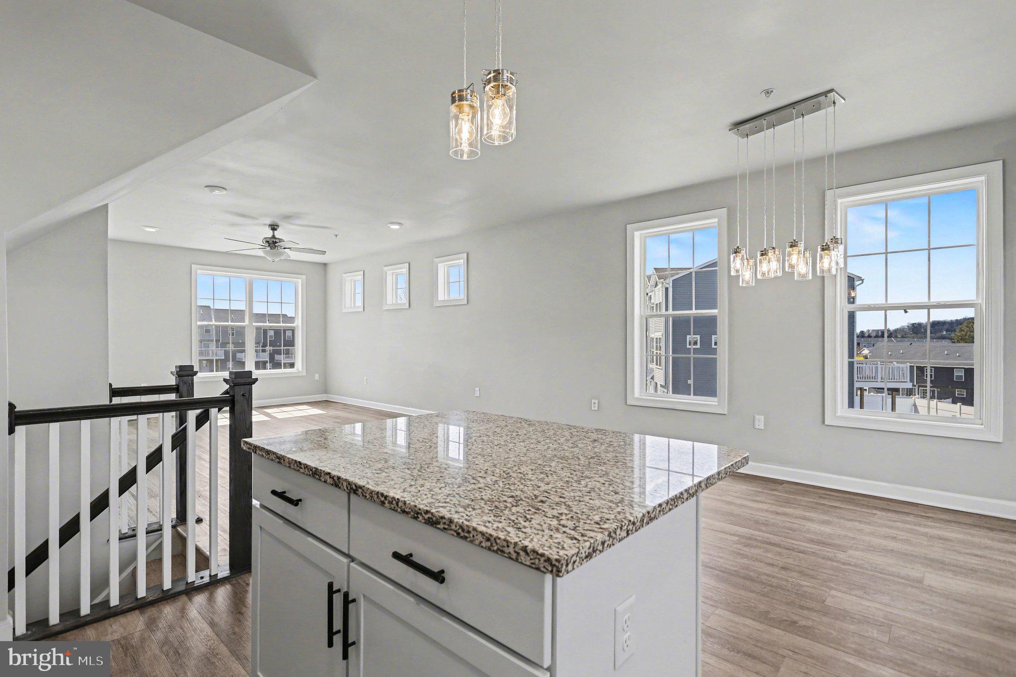 HUDSON RIDGE - Residential