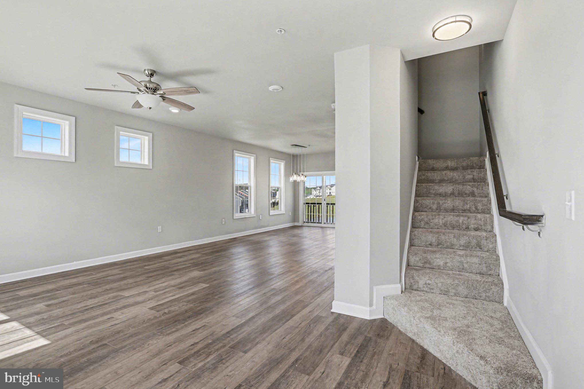 HUDSON RIDGE - Residential