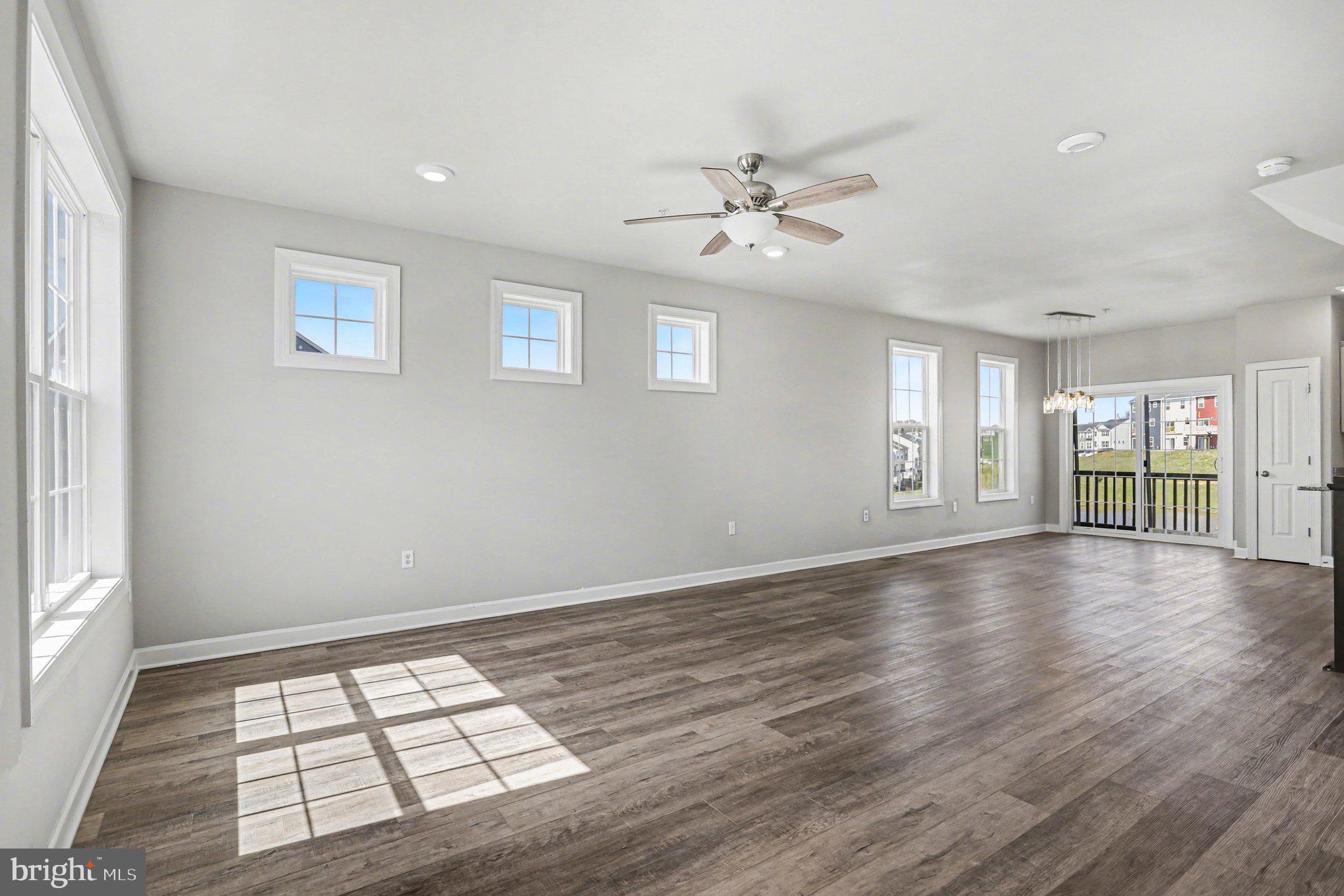 HUDSON RIDGE - Residential