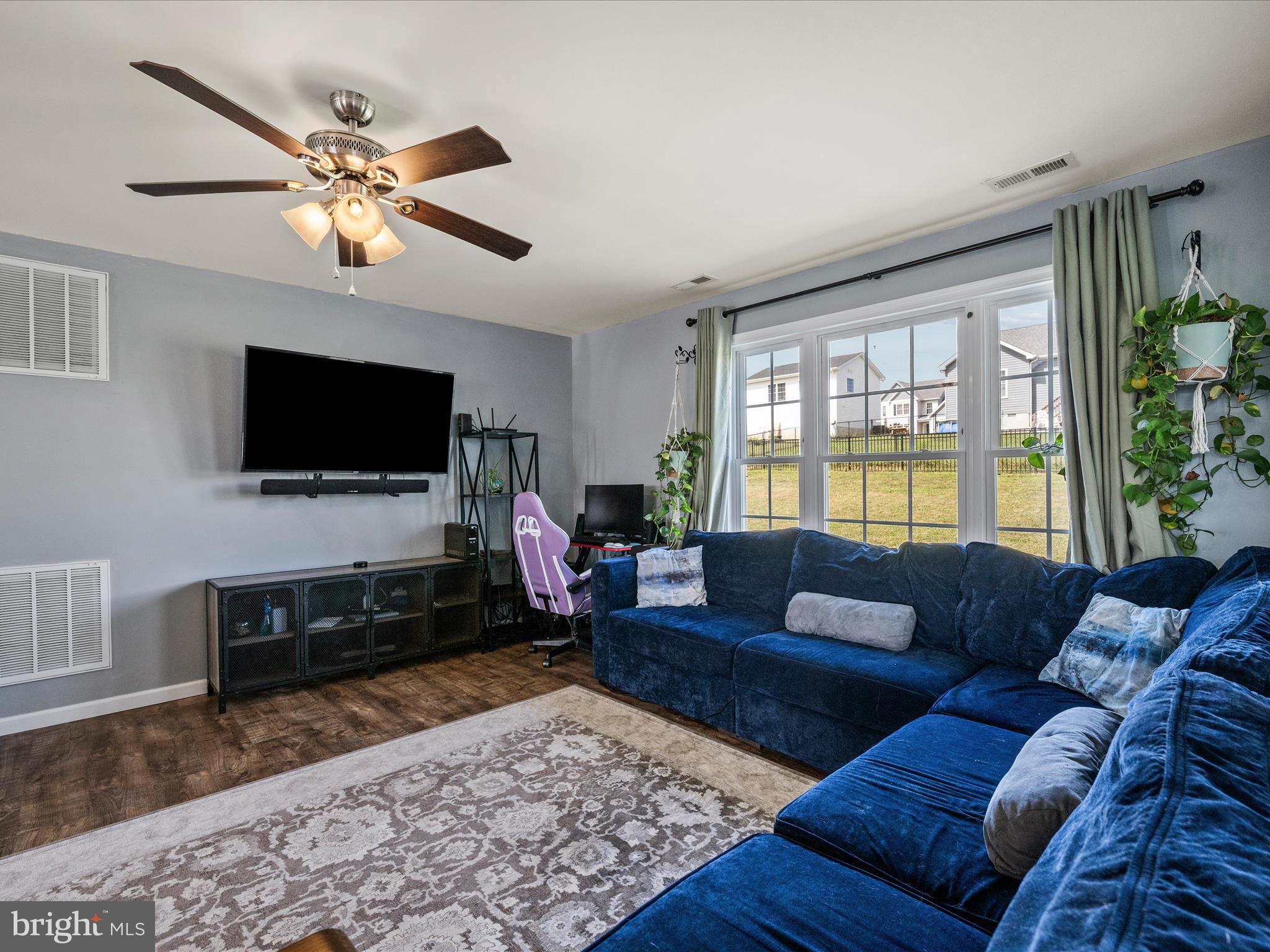 PEBBLE RIDGE - Residential