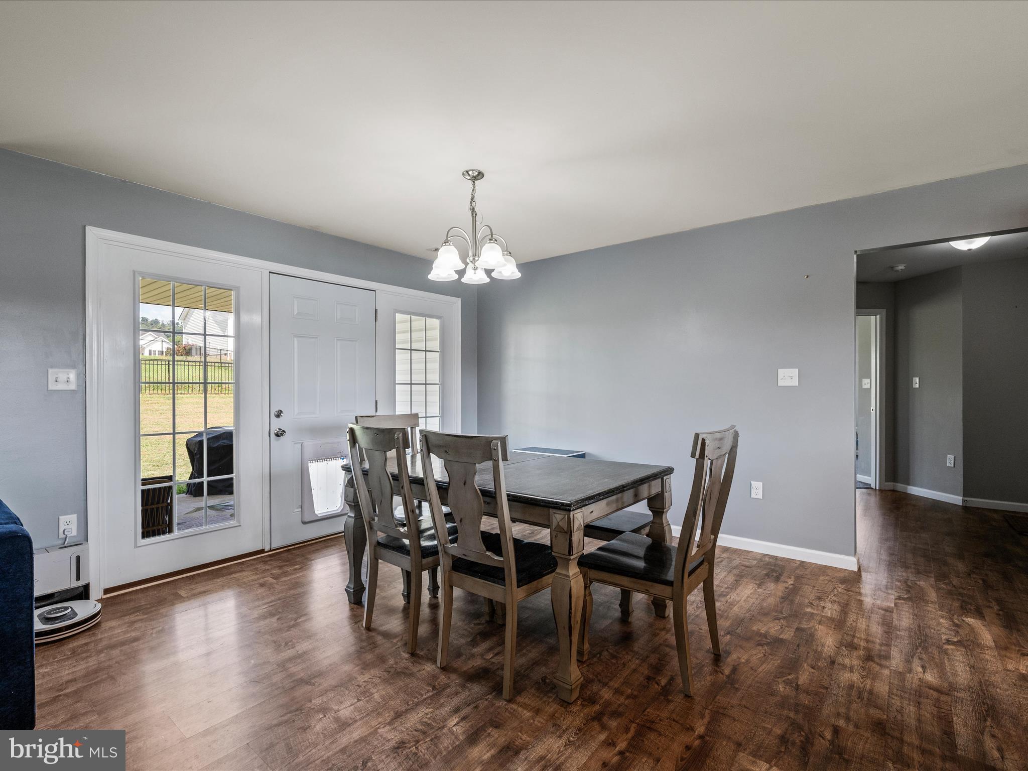 PEBBLE RIDGE - Residential