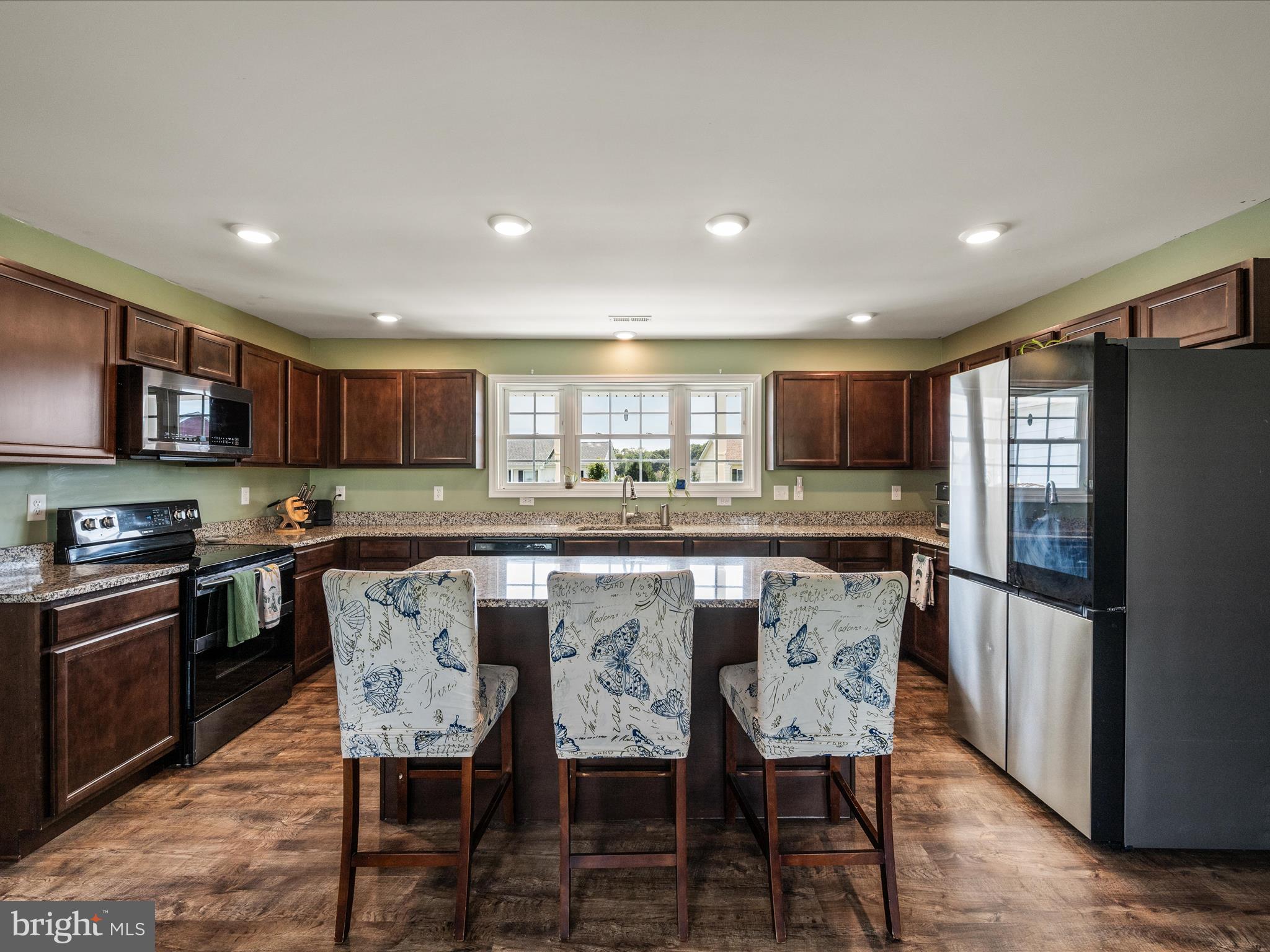 PEBBLE RIDGE - Residential