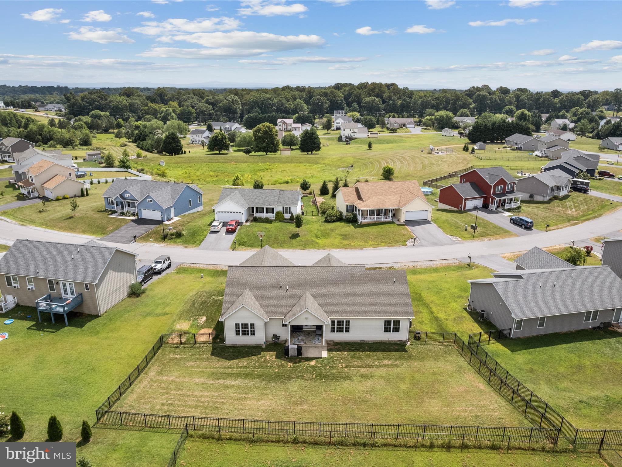 PEBBLE RIDGE - Residential
