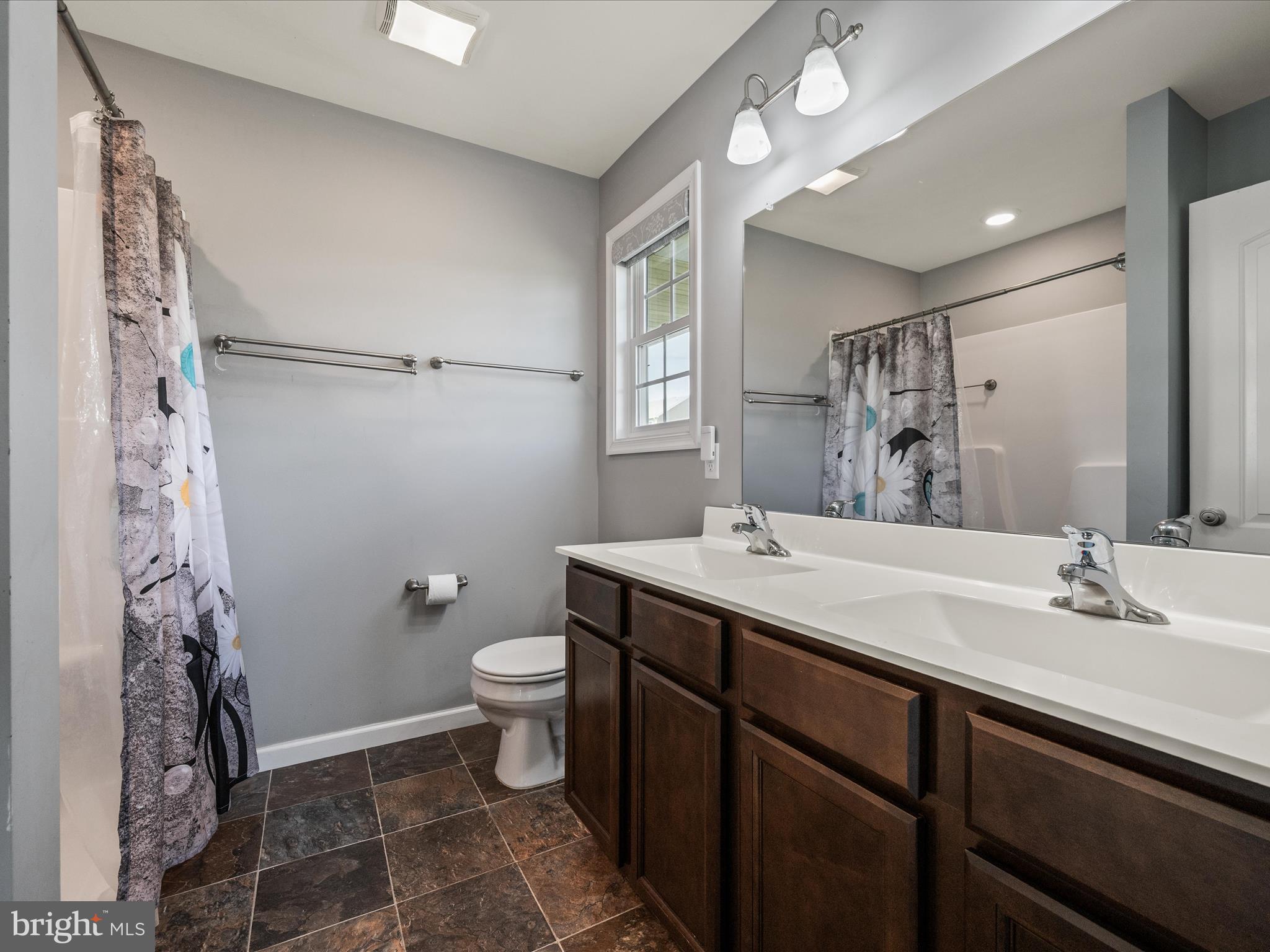 PEBBLE RIDGE - Residential