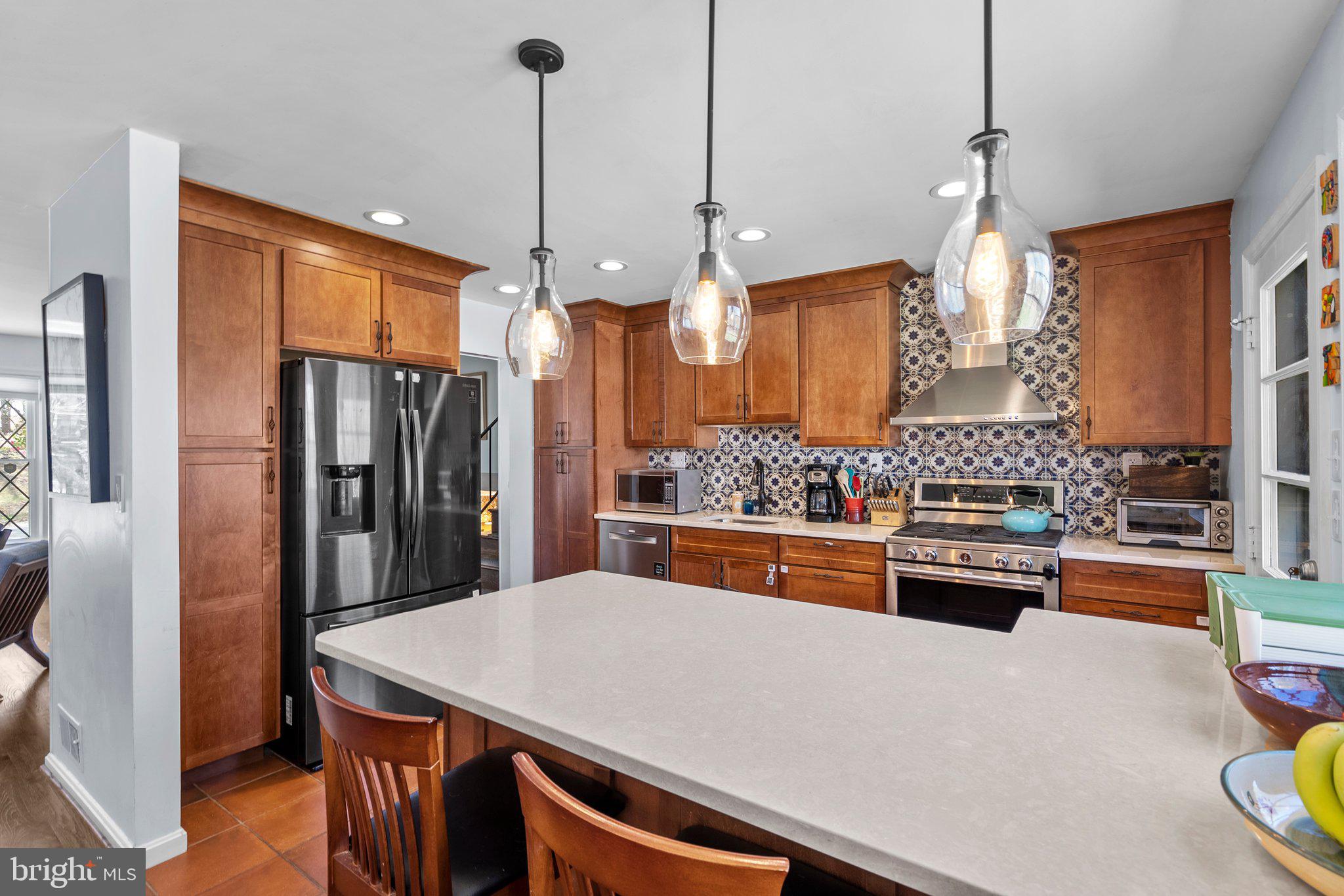 KEMP MILL HILLS - Residential