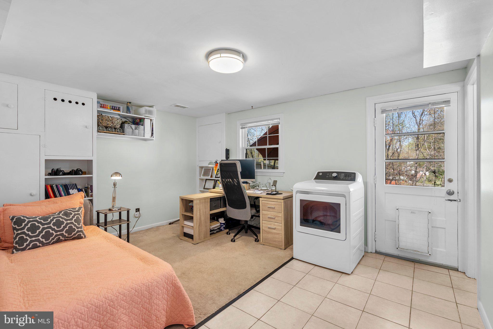 KEMP MILL HILLS - Residential