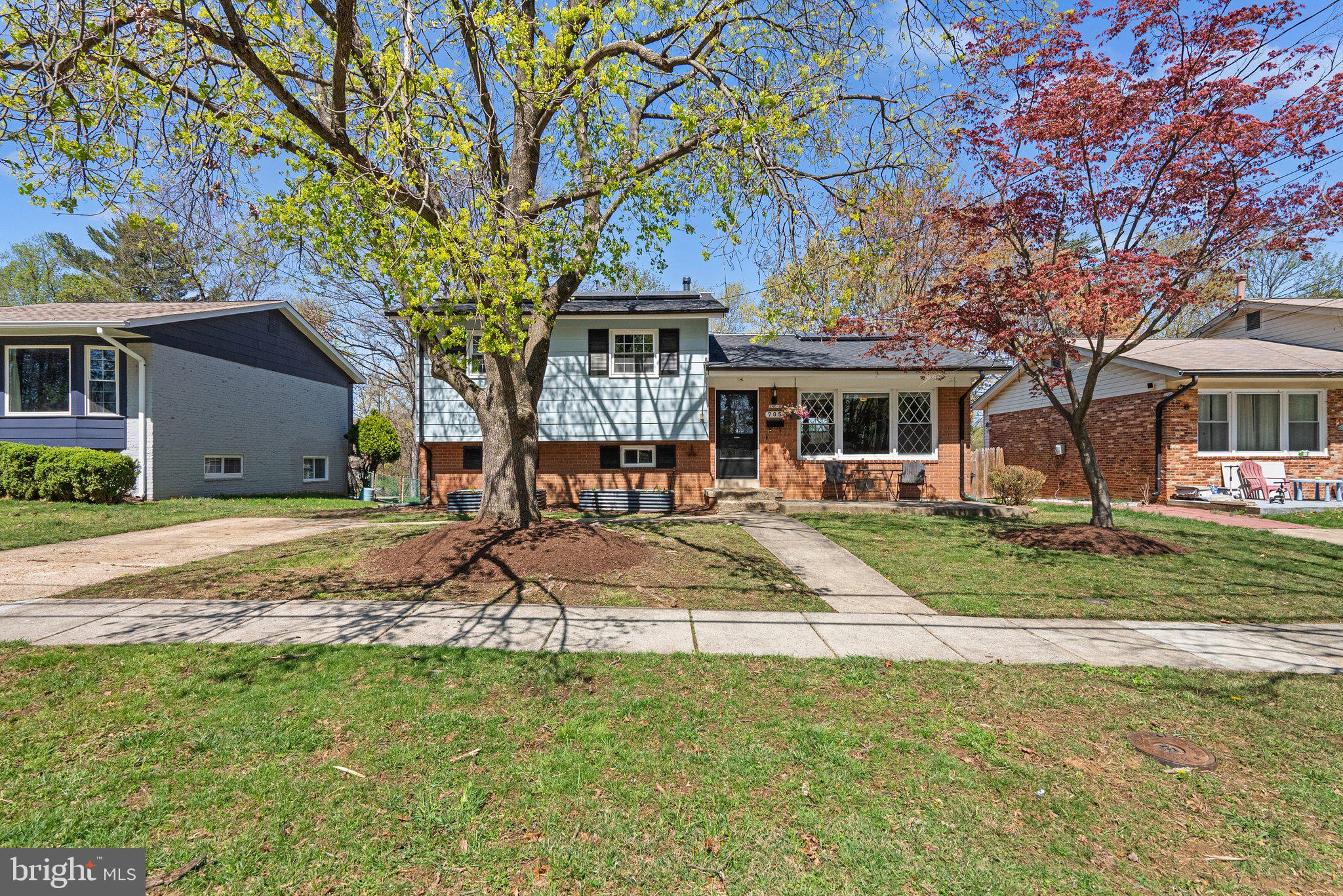 KEMP MILL HILLS - Residential