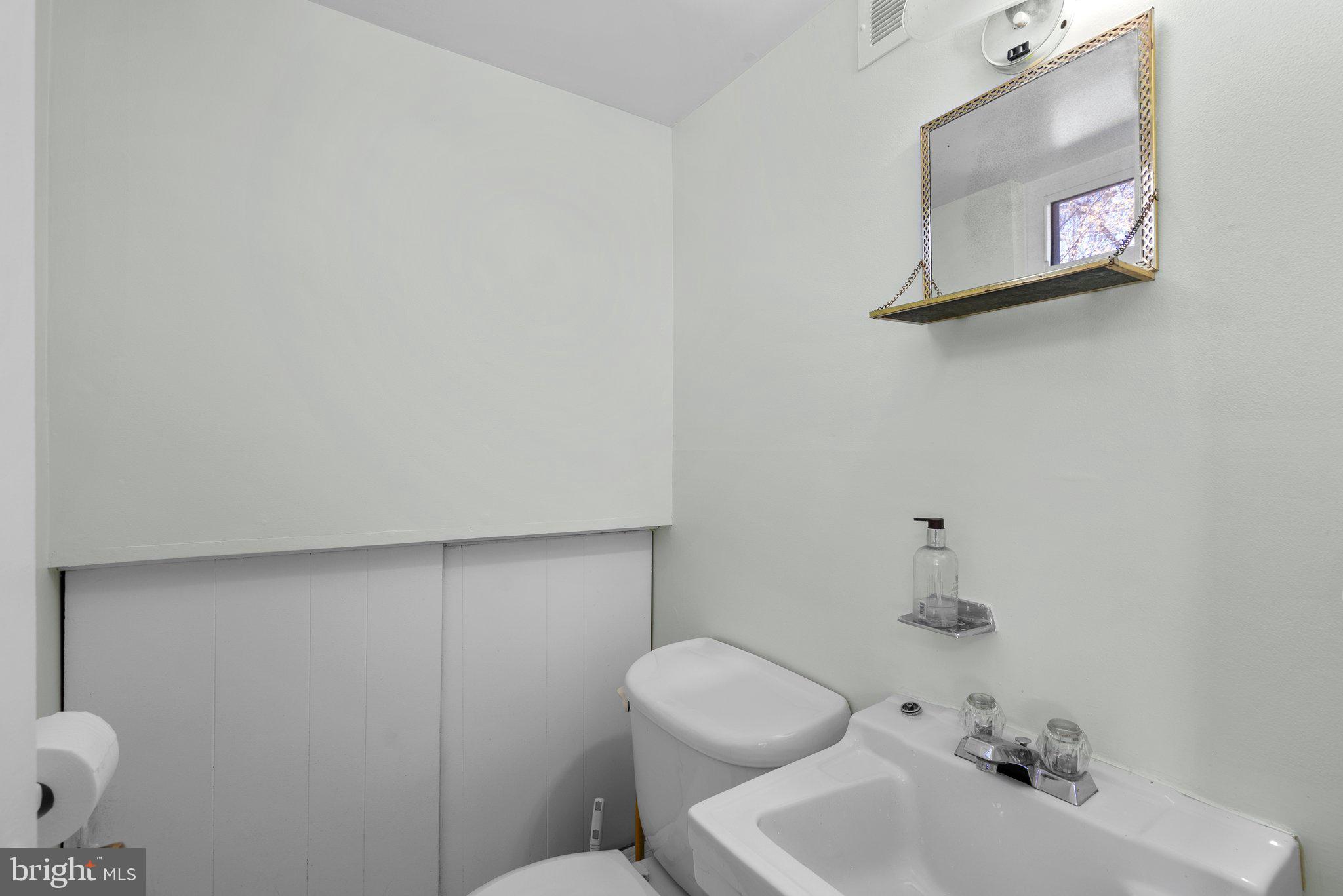 KEMP MILL HILLS - Residential