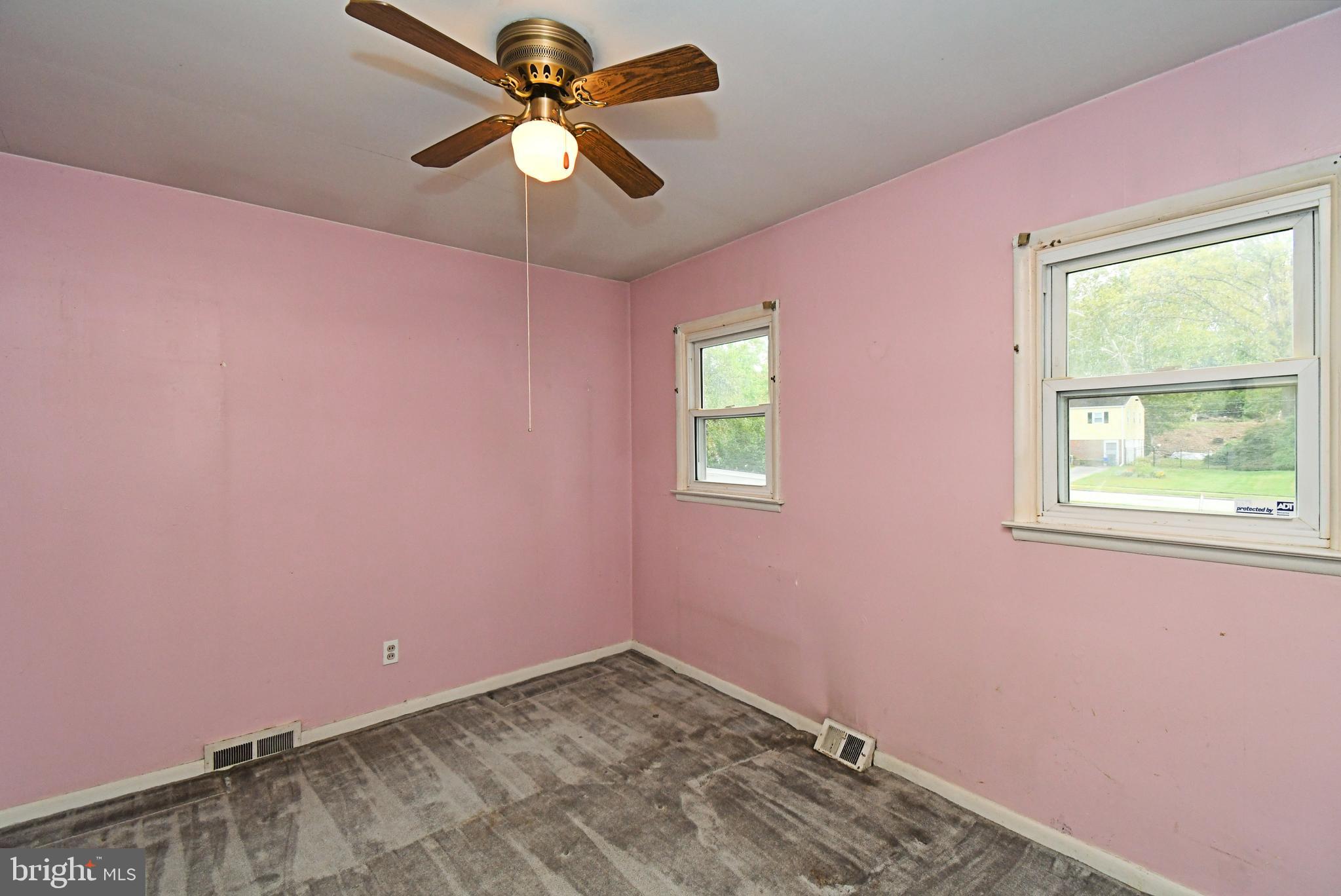 PLYMOUTH HILLS - Residential