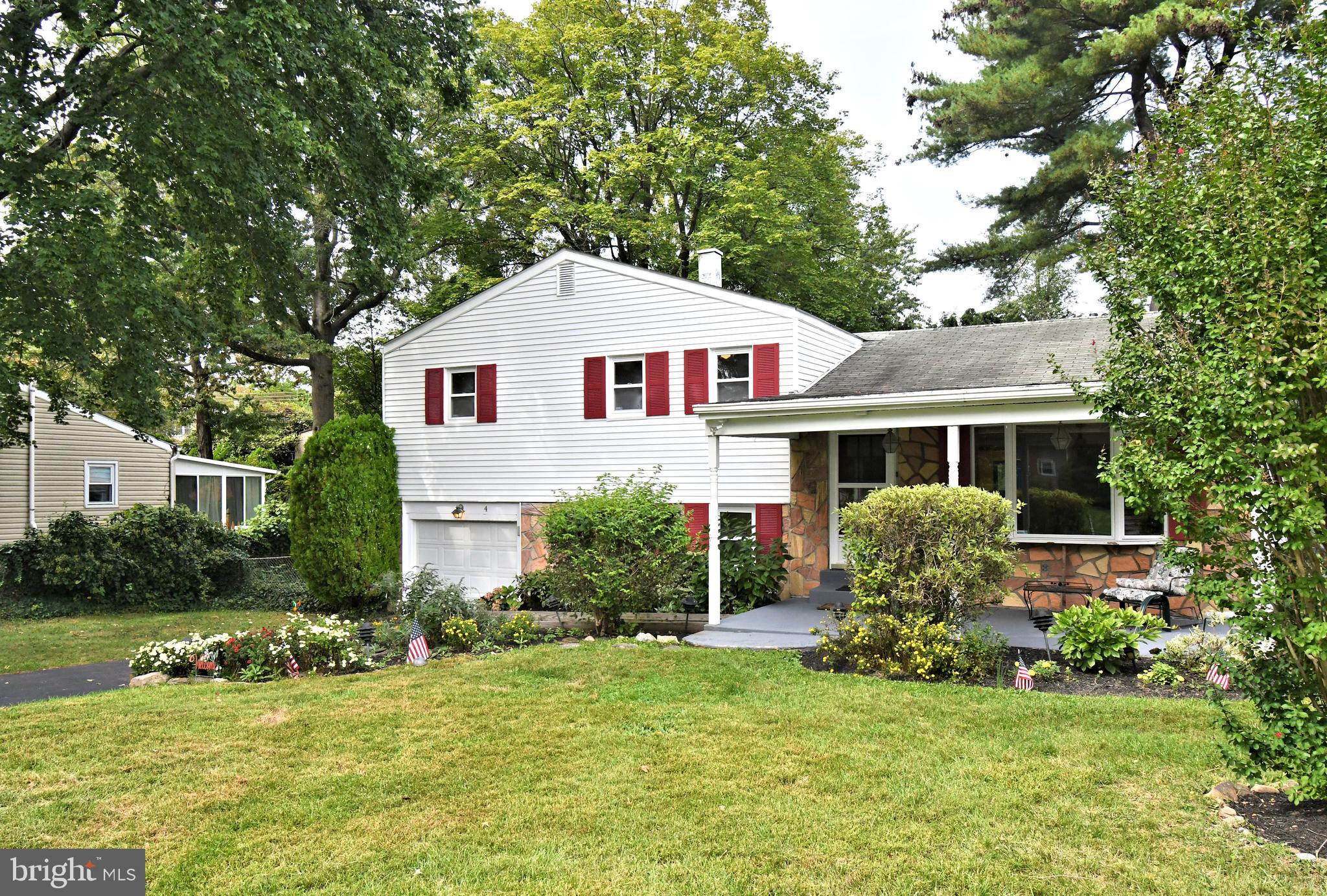 PLYMOUTH HILLS - Residential