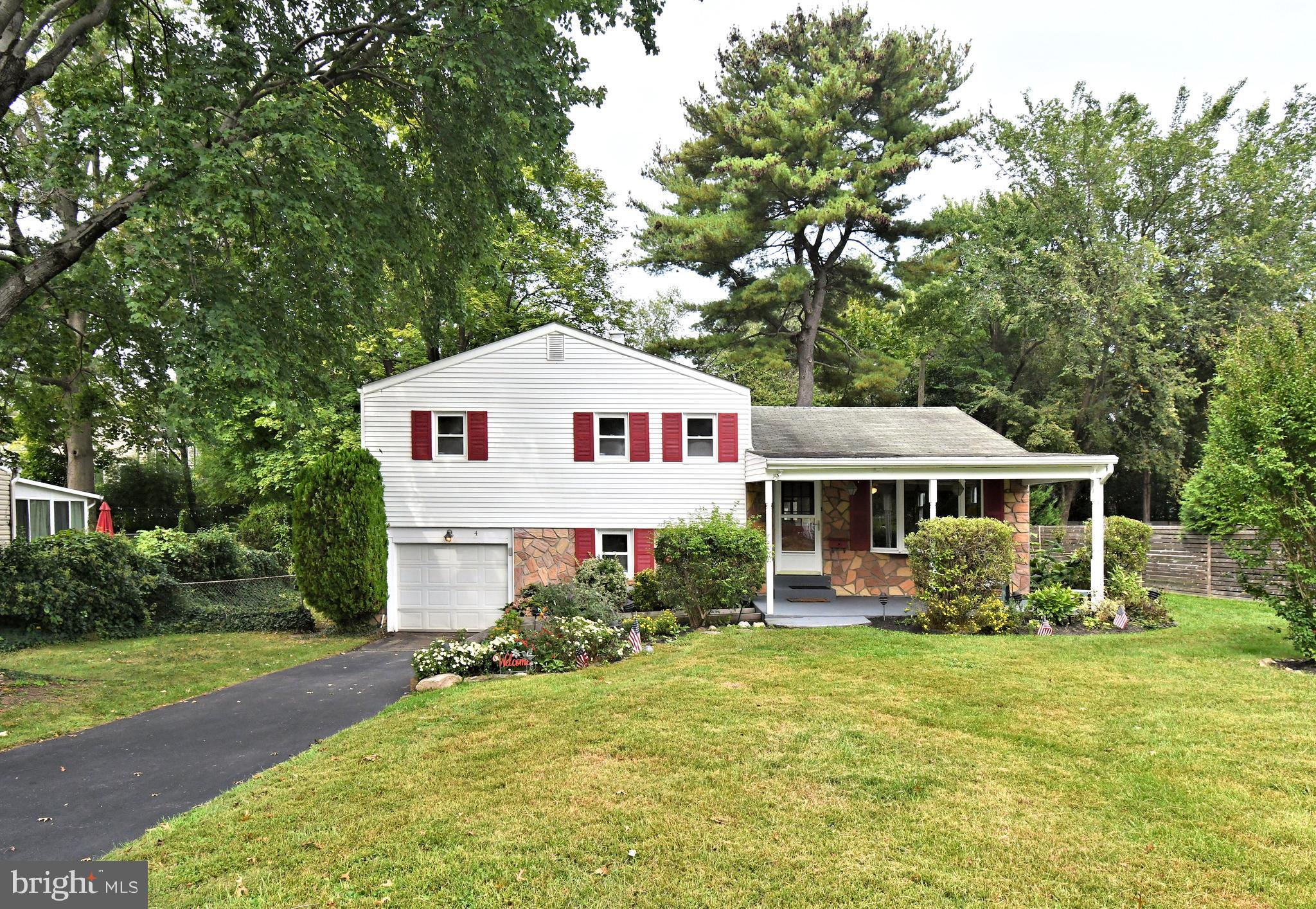 PLYMOUTH HILLS - Residential