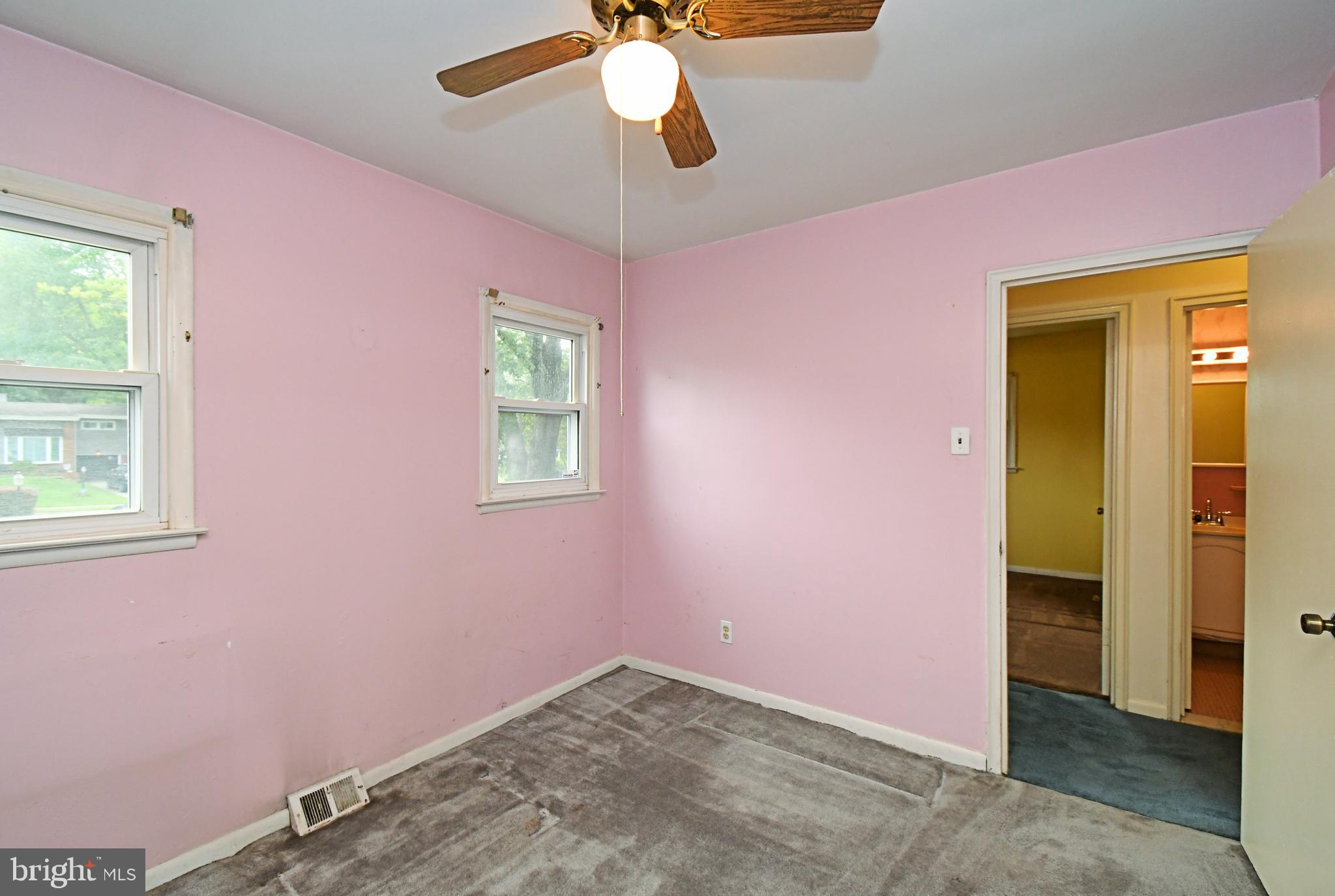 PLYMOUTH HILLS - Residential