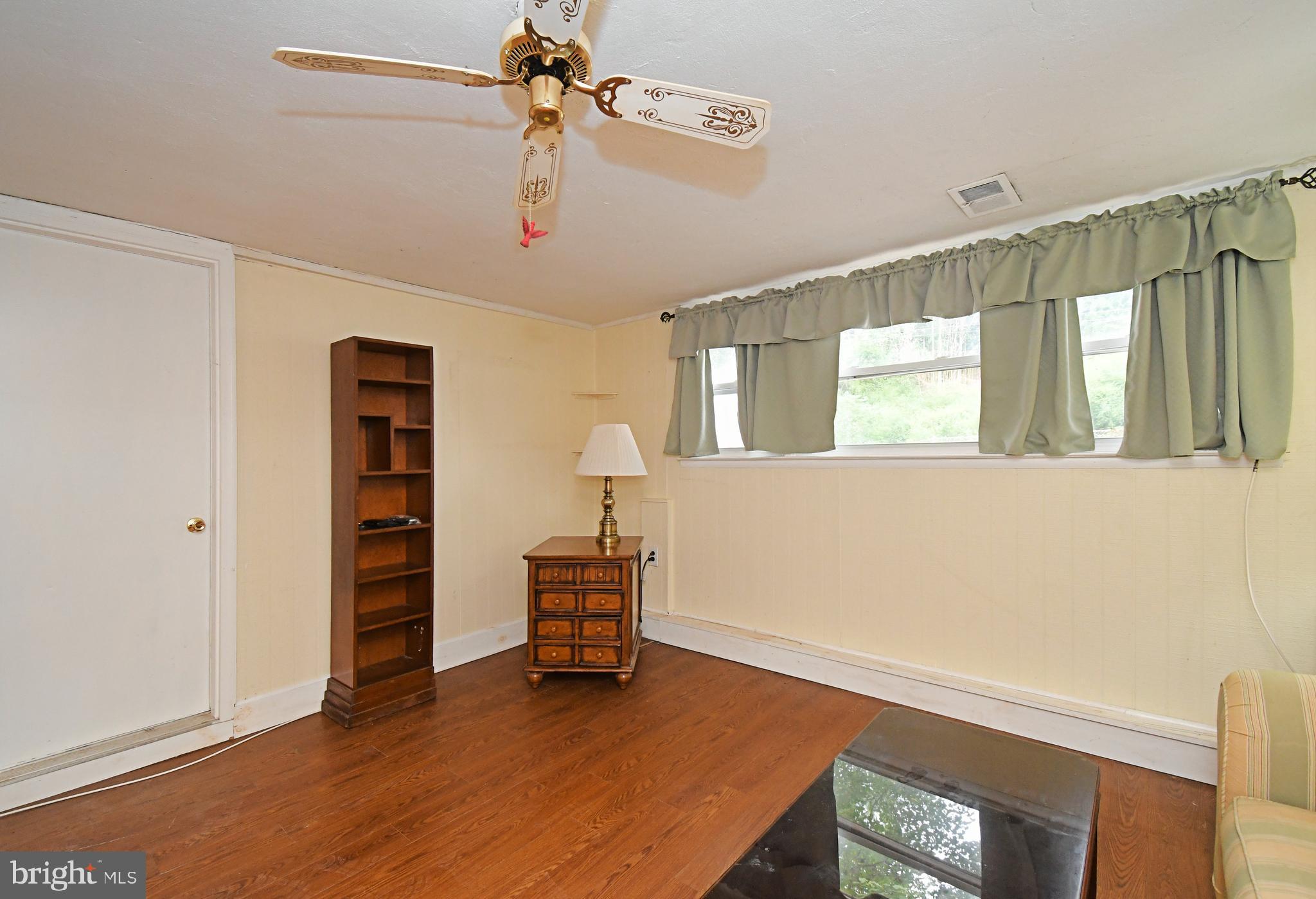 PLYMOUTH HILLS - Residential