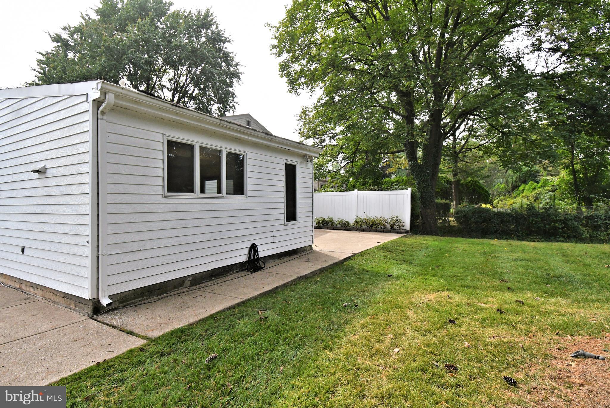 PLYMOUTH HILLS - Residential