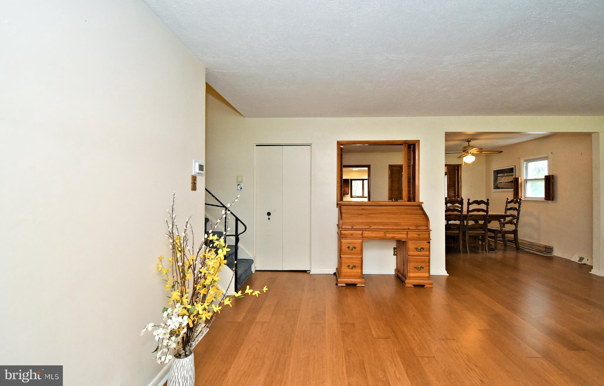 PLYMOUTH HILLS - Residential