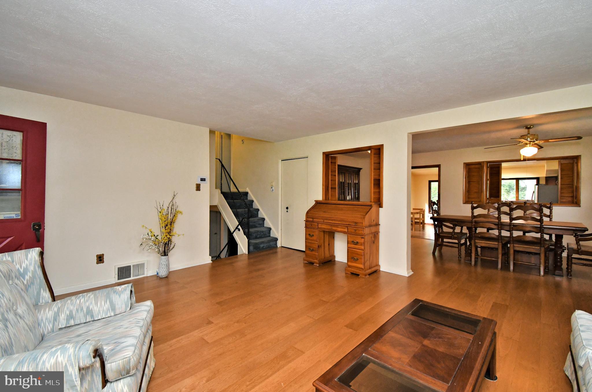 PLYMOUTH HILLS - Residential