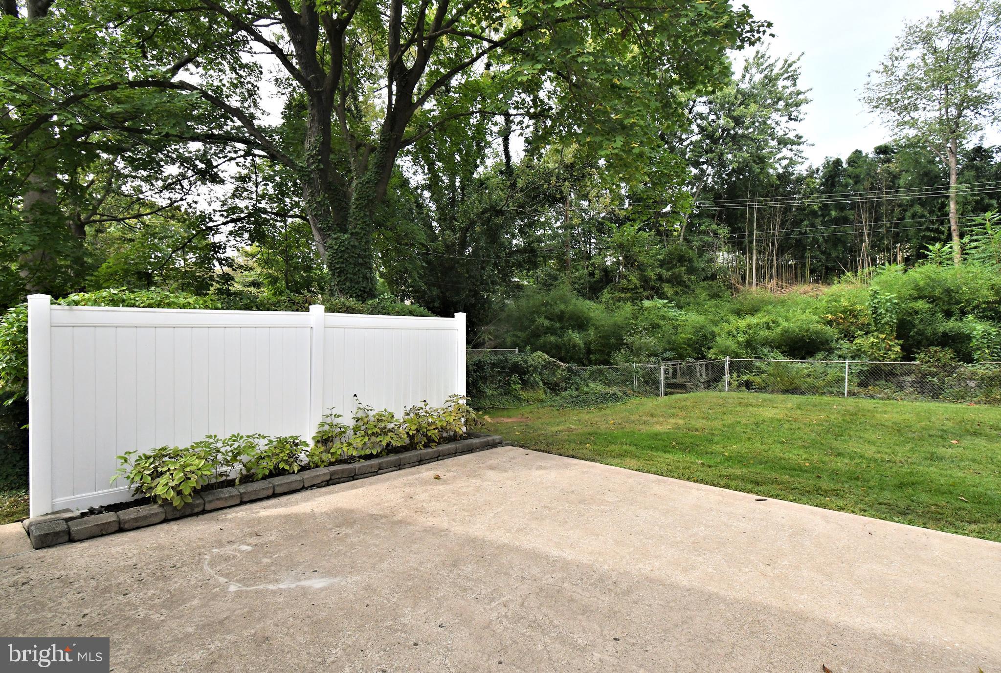 PLYMOUTH HILLS - Residential