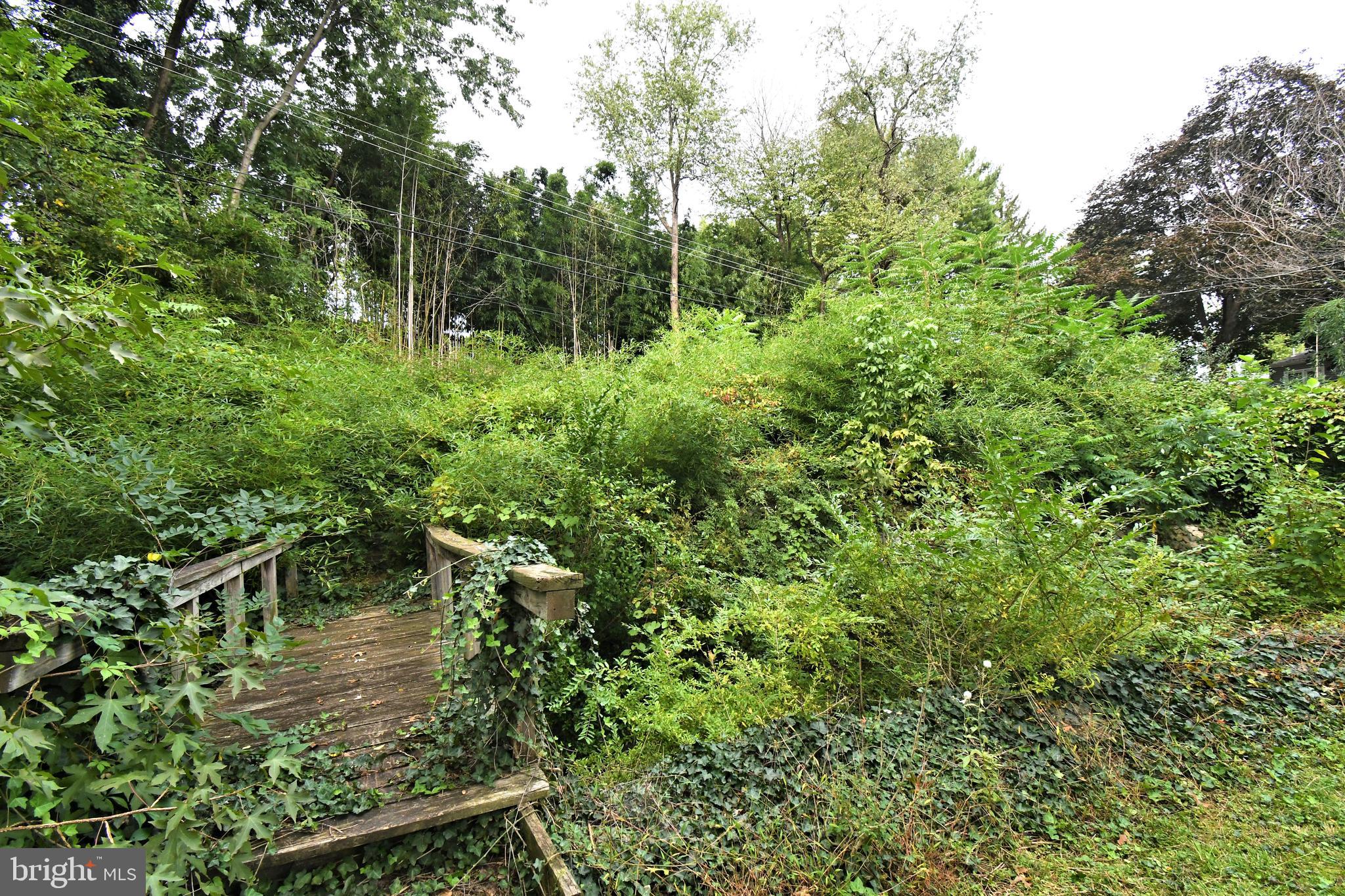 PLYMOUTH HILLS - Residential