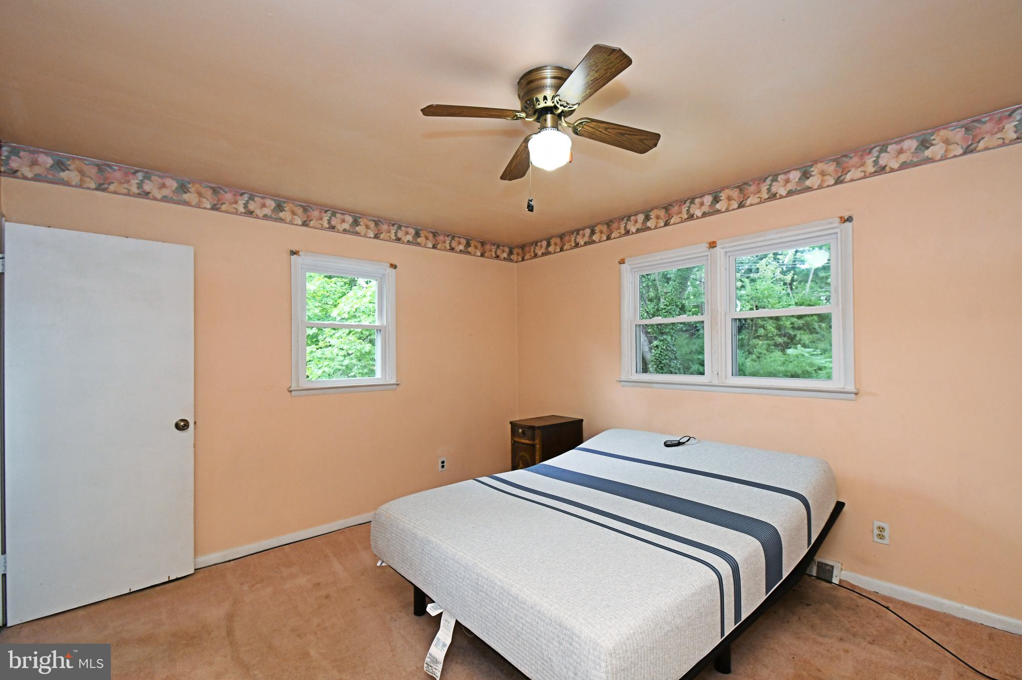 PLYMOUTH HILLS - Residential