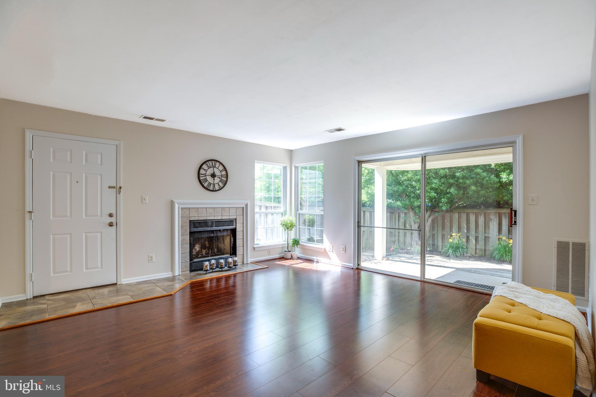 4505 HAZELTINE COURT E