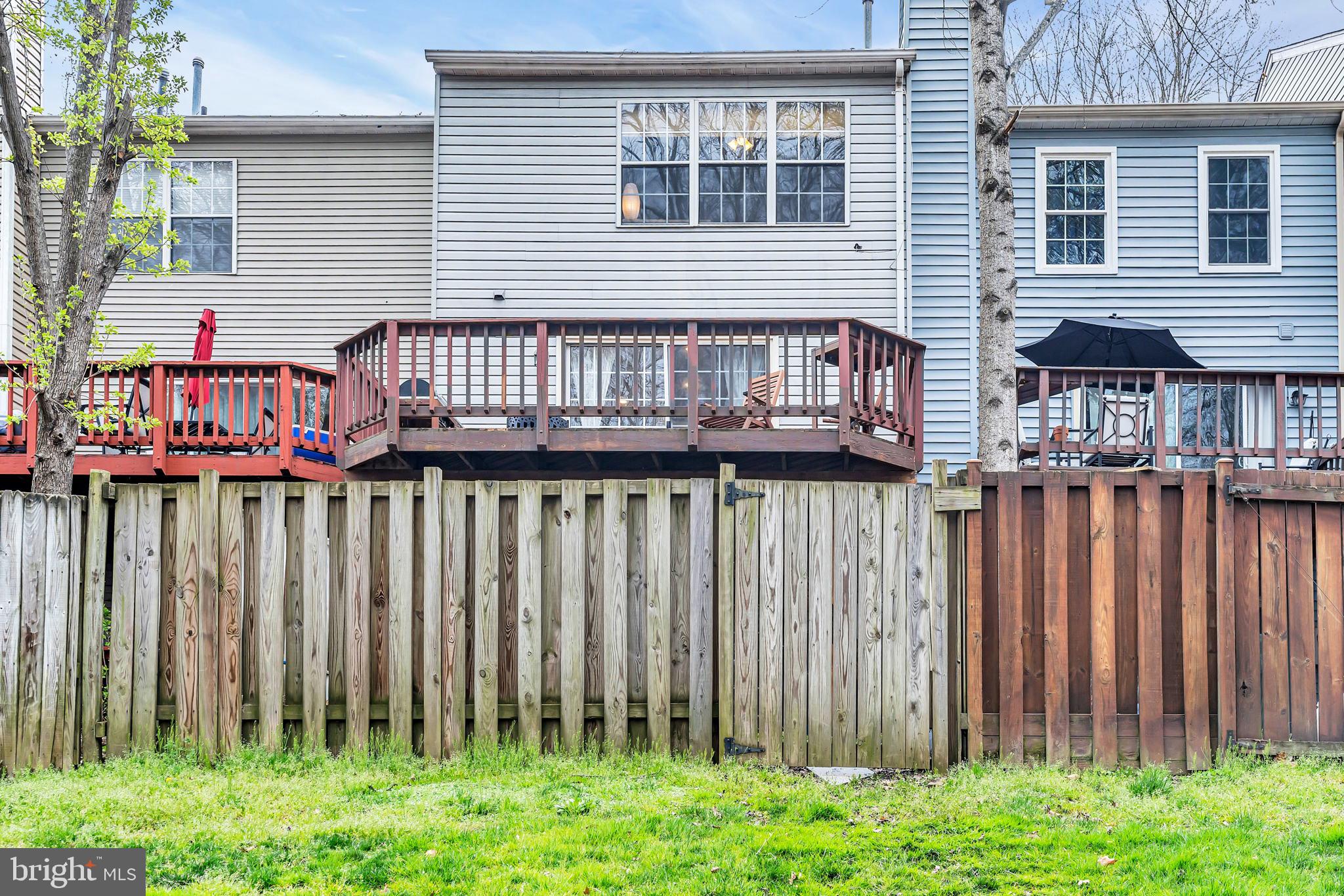 LAKE RIDGE-MARQUIS PLACE - Residential