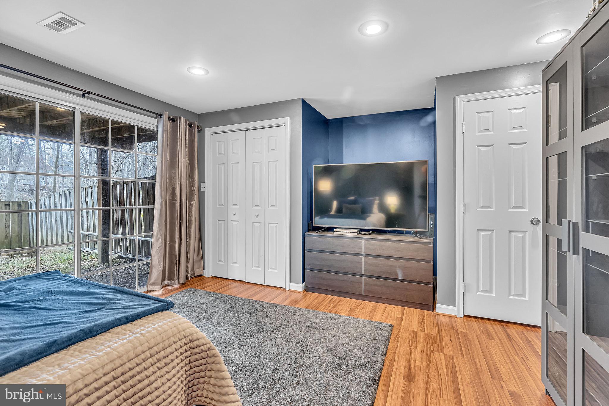 LAKE RIDGE-MARQUIS PLACE - Residential