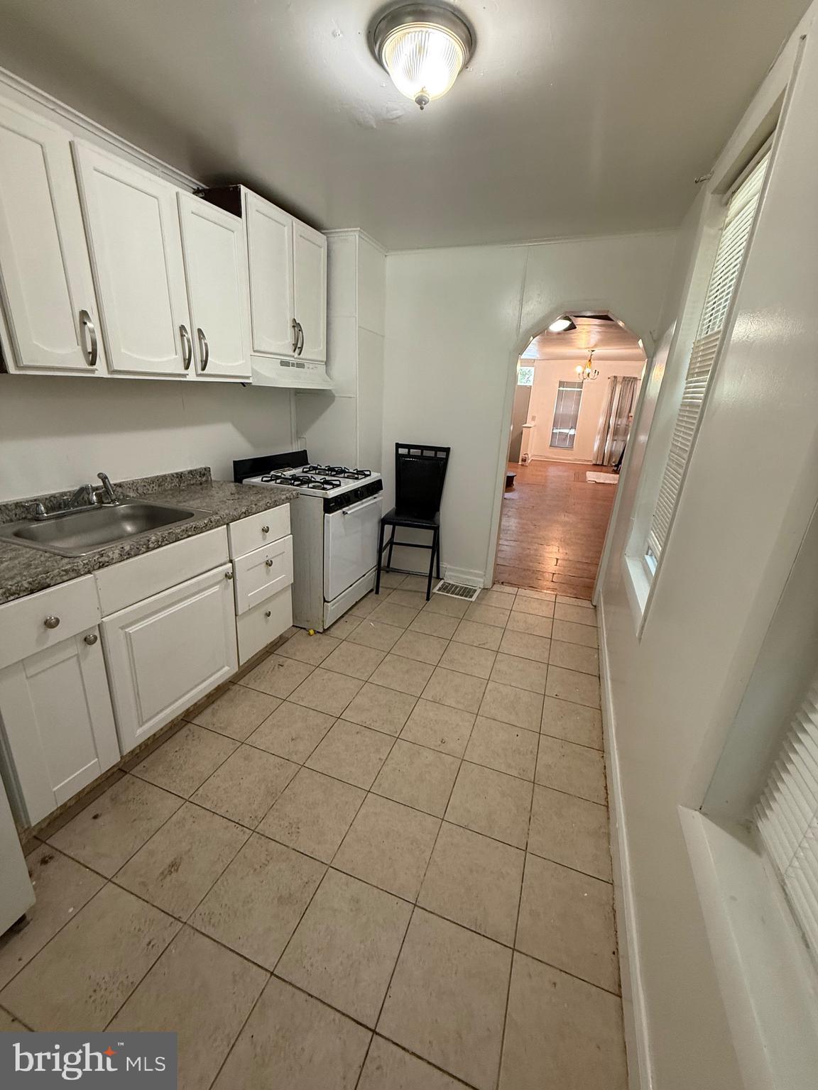 POPPLETON - Residential Lease