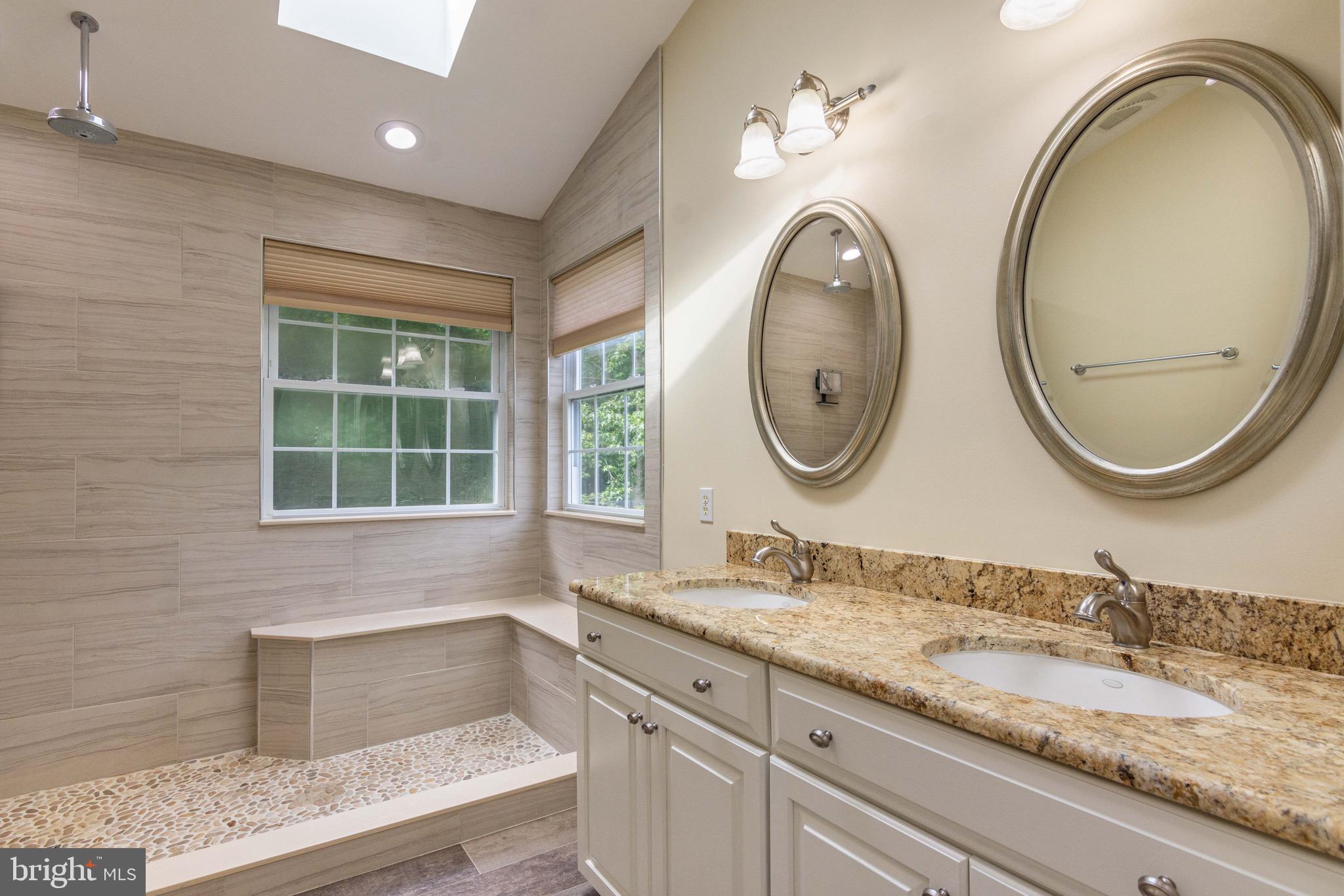 YORKTOWN MANOR - Residential