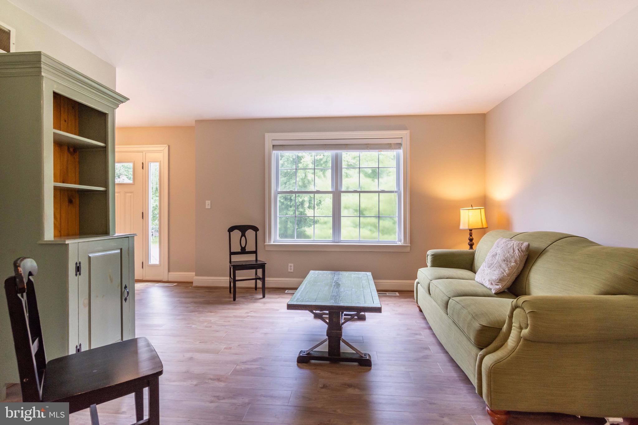 YORKTOWN MANOR - Residential