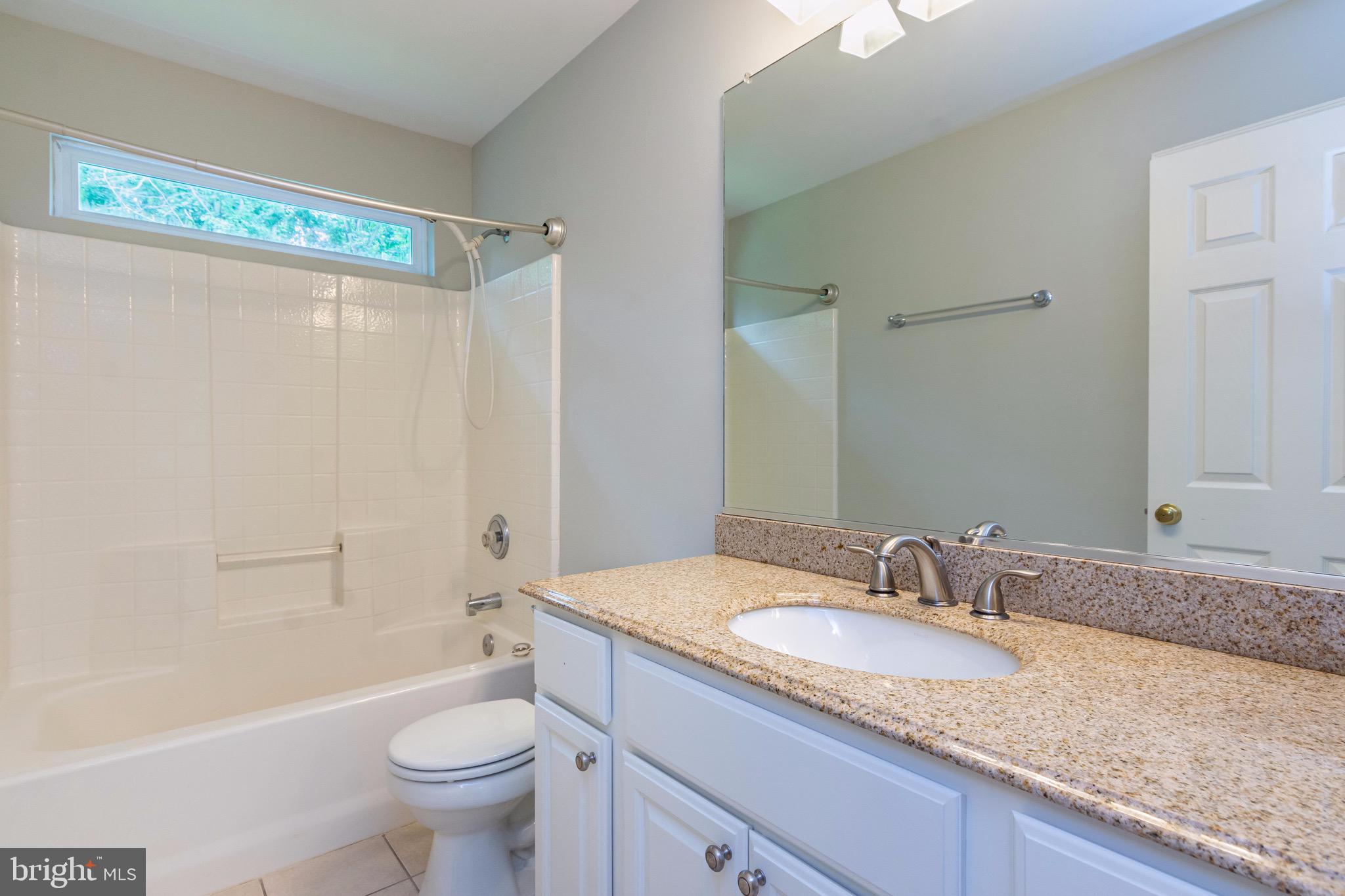 YORKTOWN MANOR - Residential