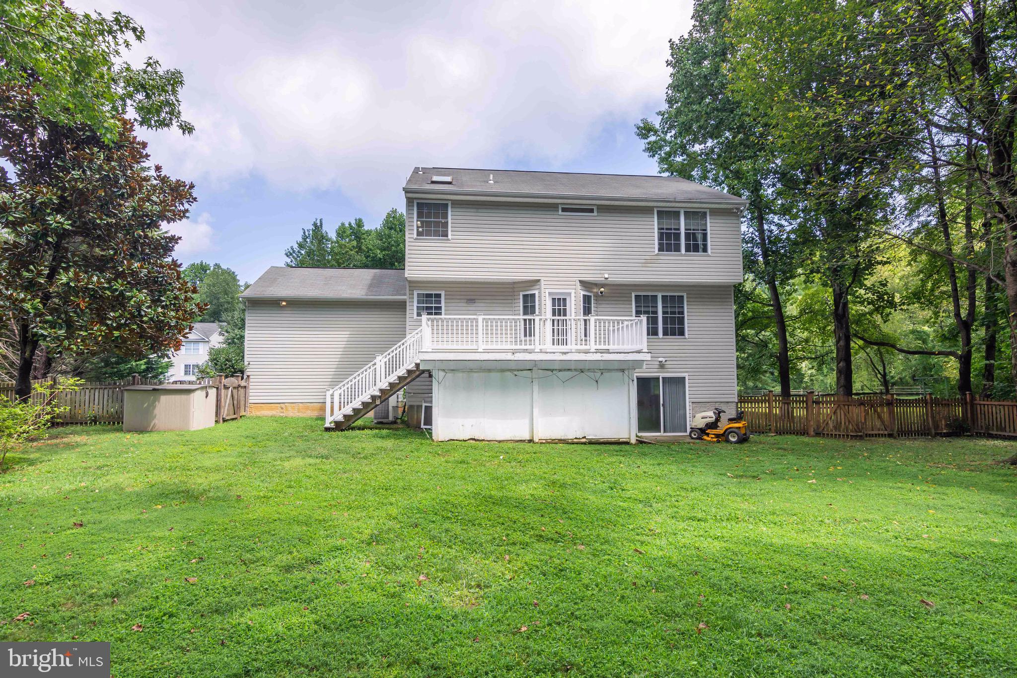 YORKTOWN MANOR - Residential