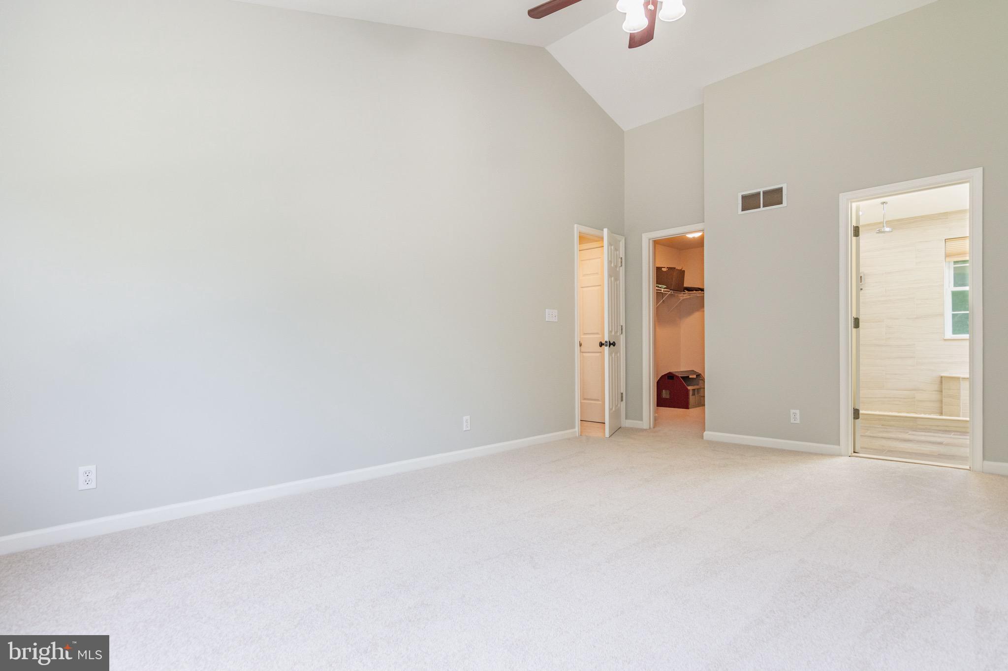 YORKTOWN MANOR - Residential