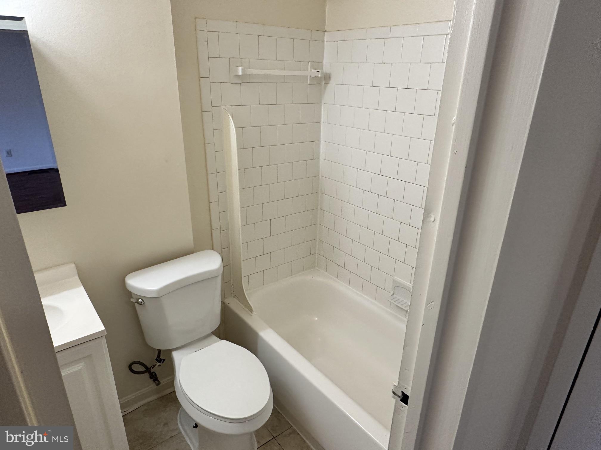 TERRACE TOWNE HOMES OF GUNSTON - Residential