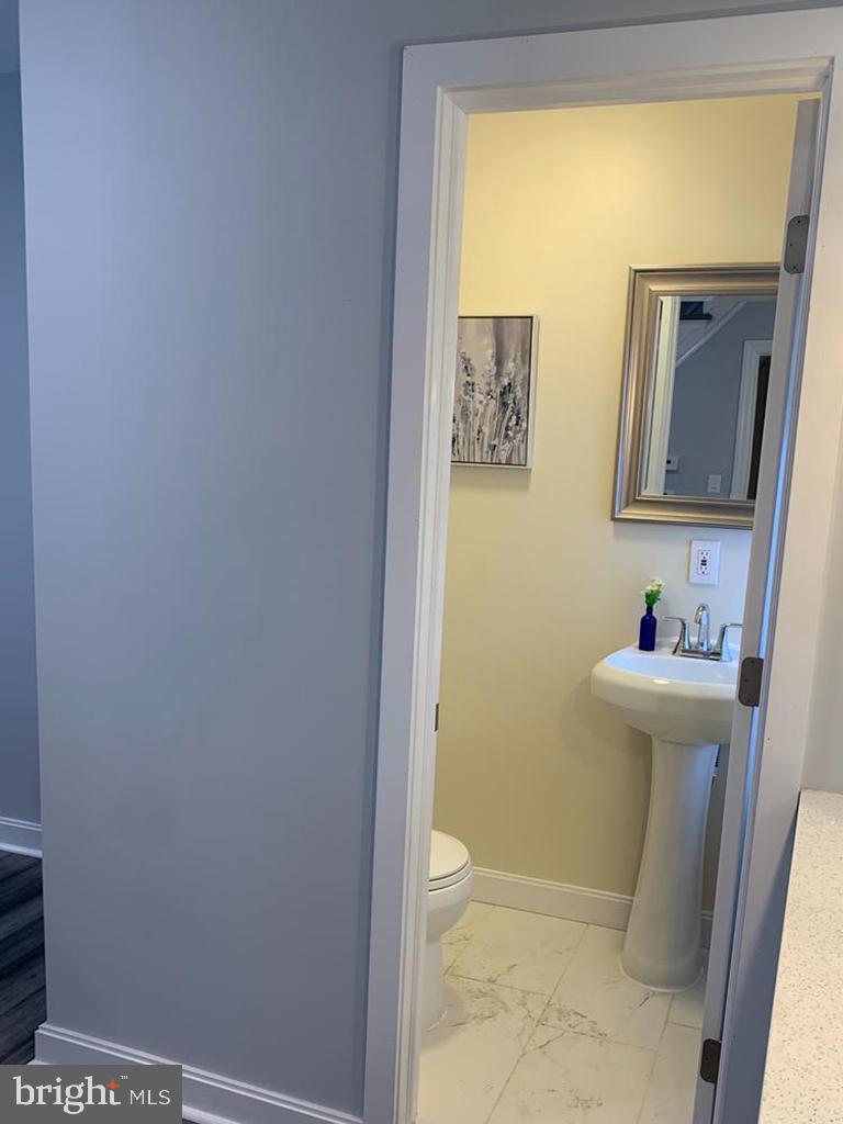 POINT BREEZE - Residential Lease