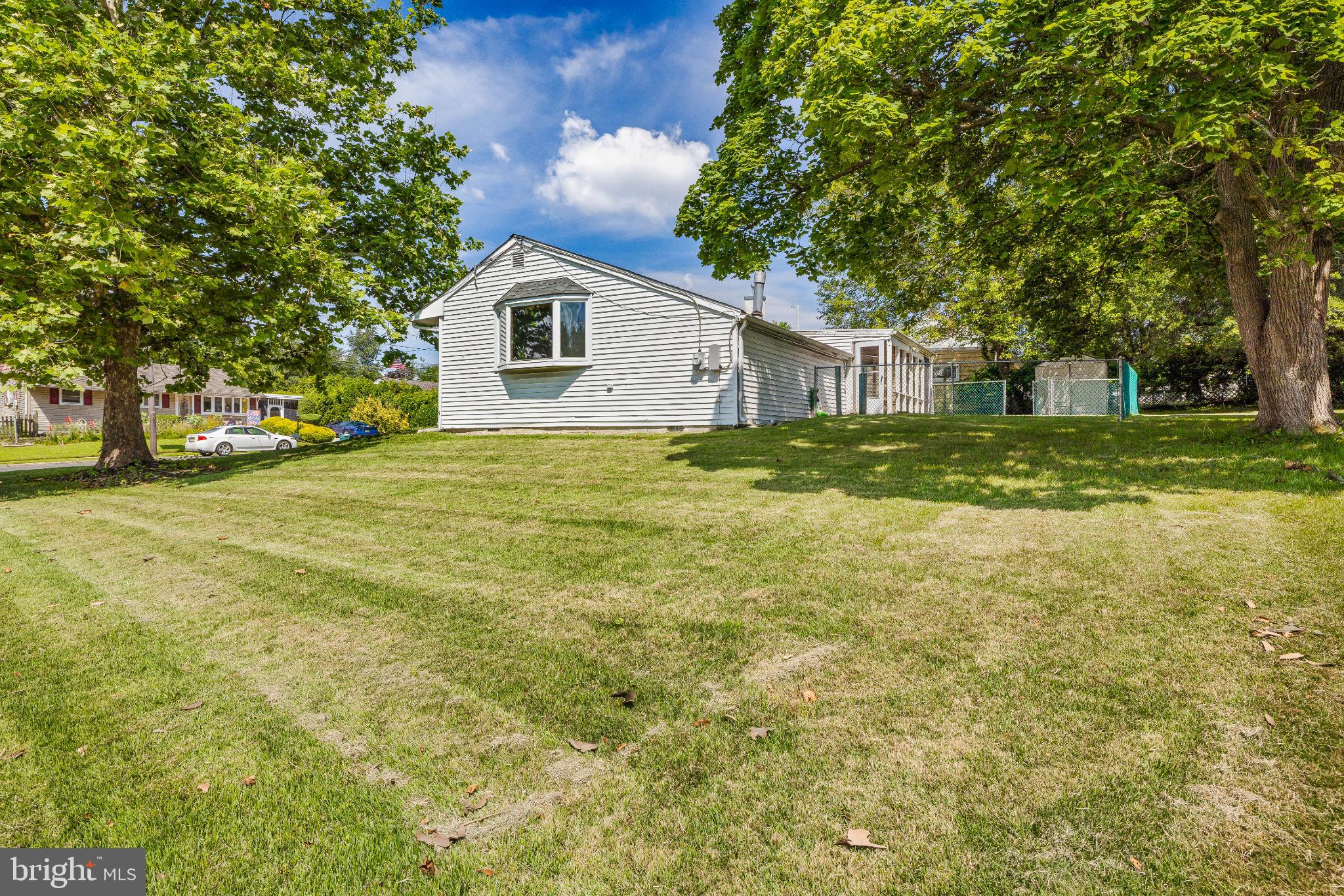 126 OAK AVENUE