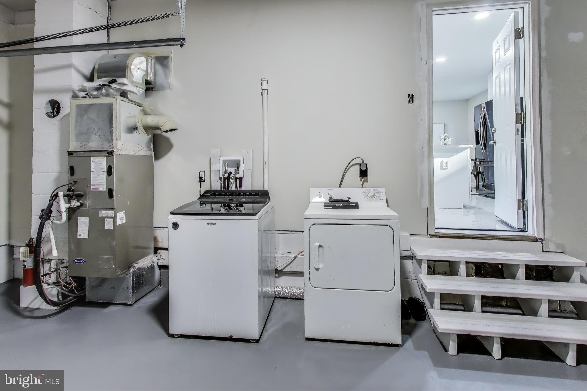 AQUIA RUN - Residential