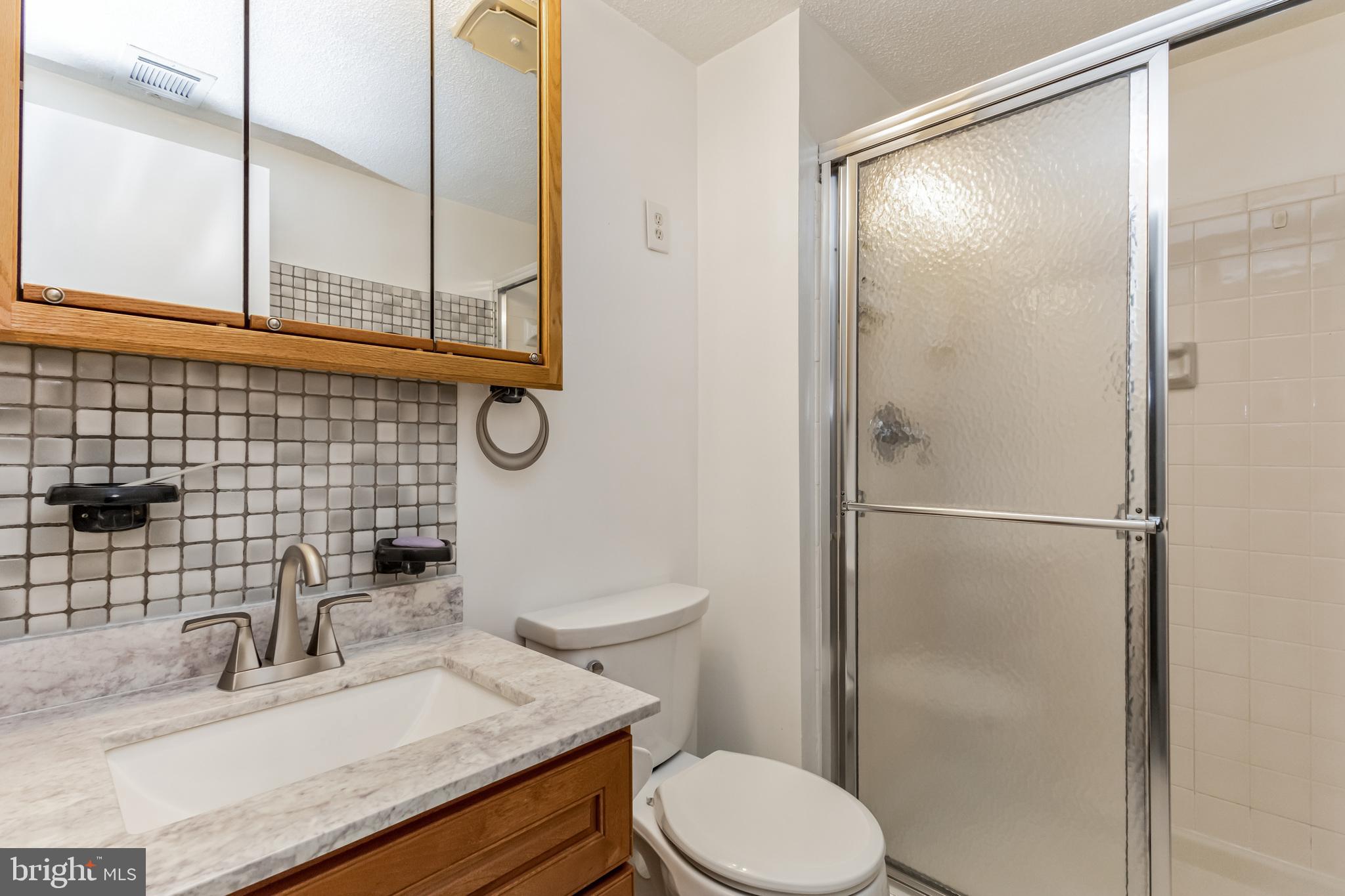 LAFAYETTE VILLAGE - Residential