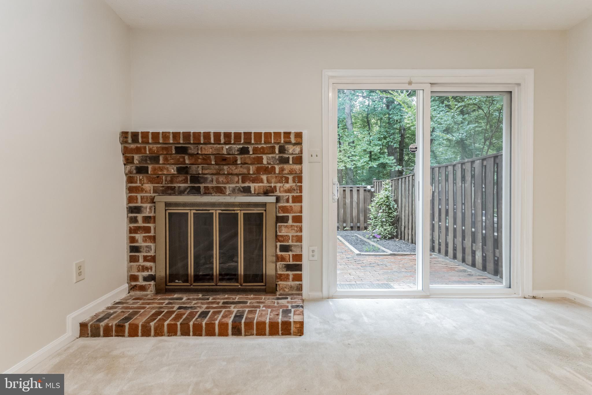 LAFAYETTE VILLAGE - Residential