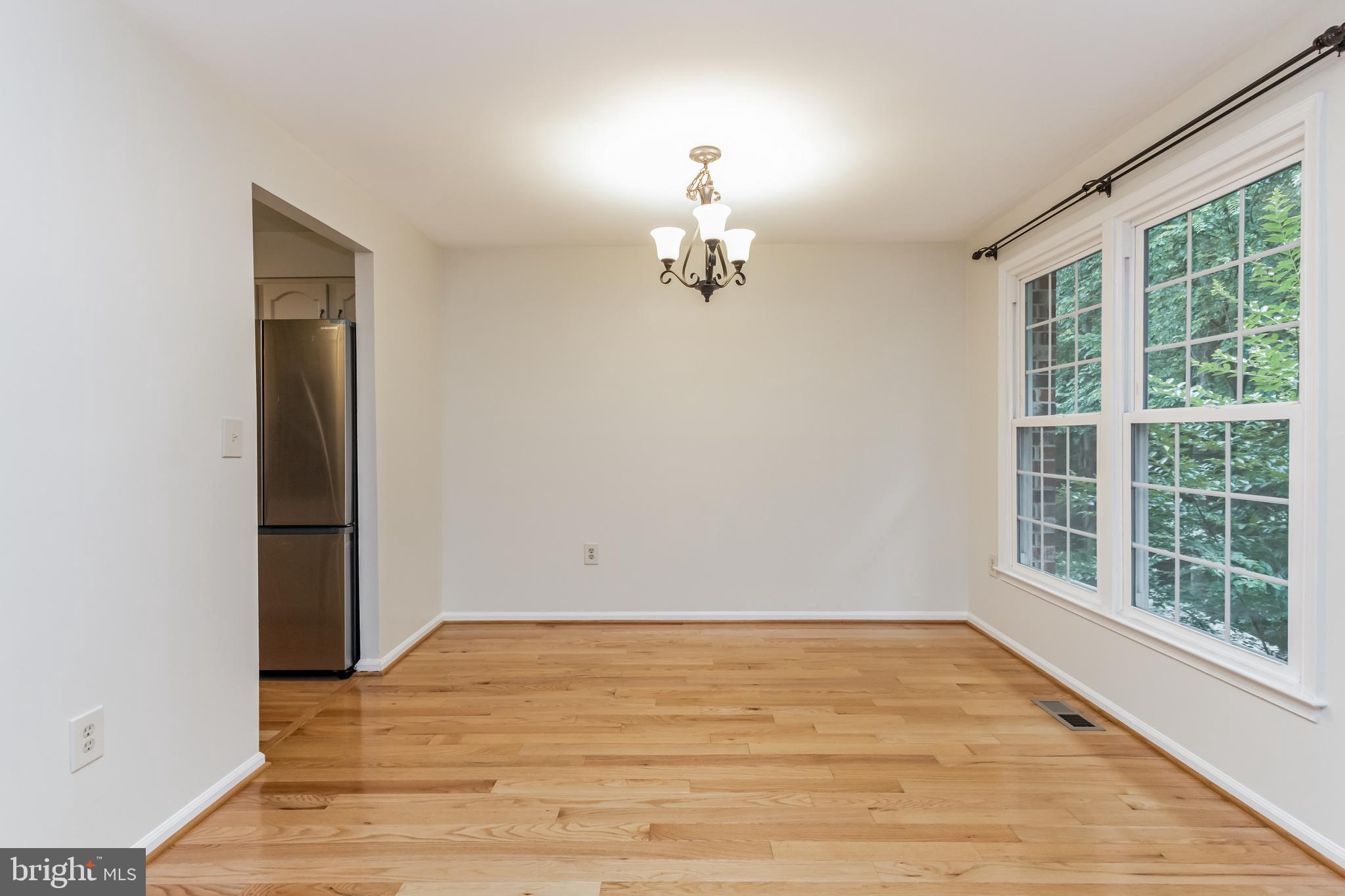 LAFAYETTE VILLAGE - Residential