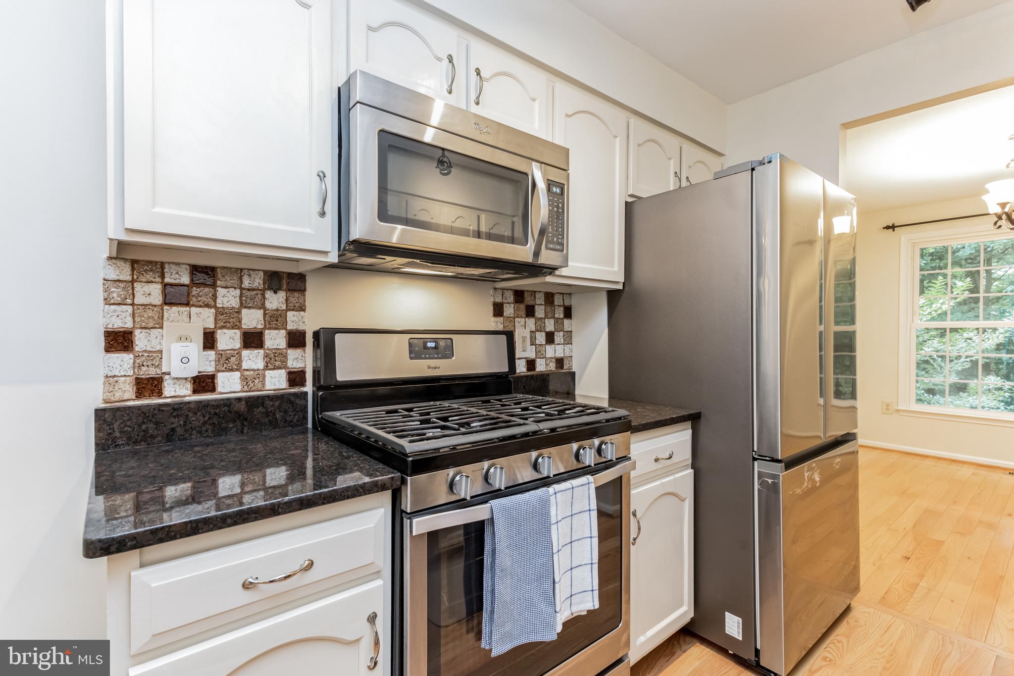 LAFAYETTE VILLAGE - Residential