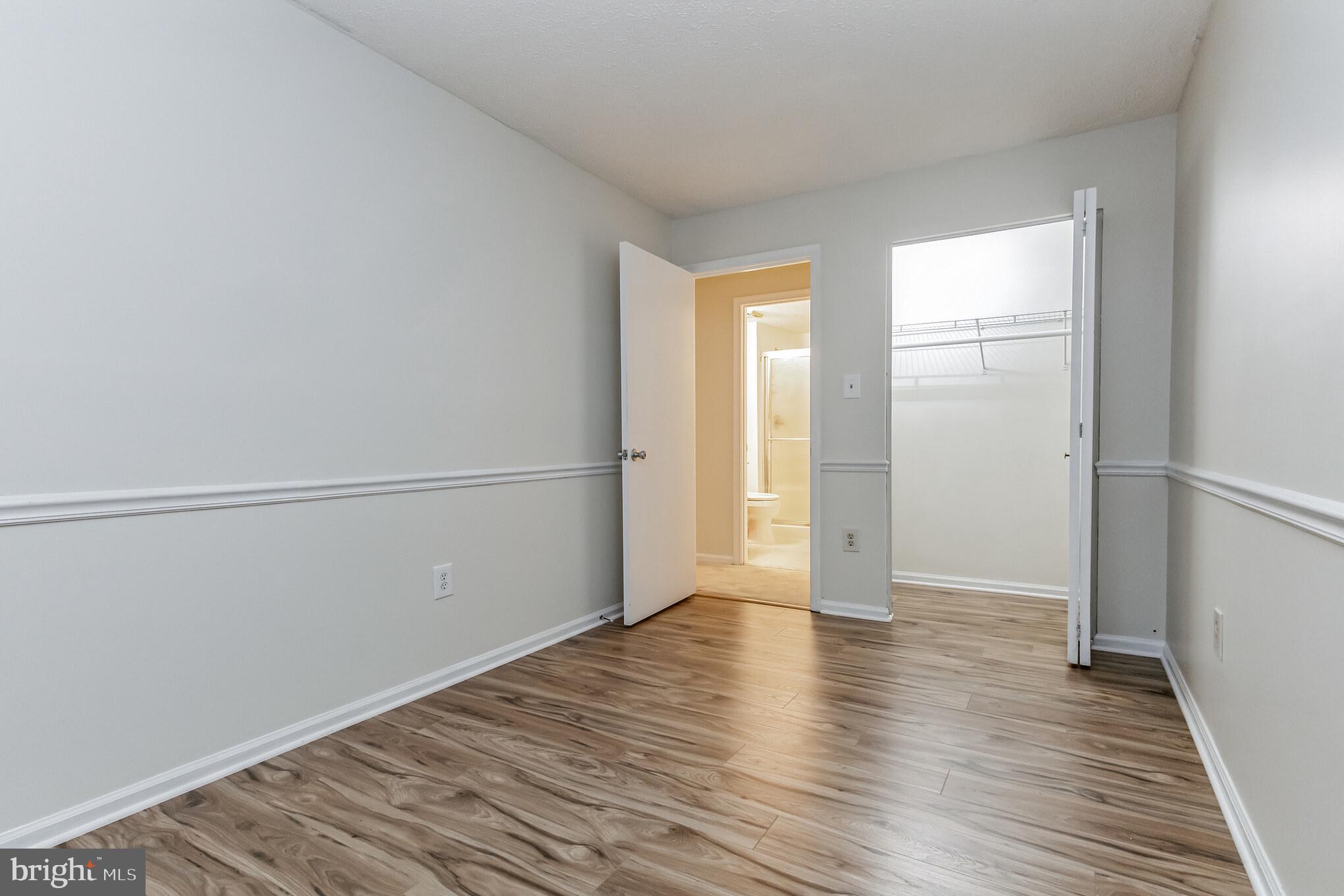 LAFAYETTE VILLAGE - Residential