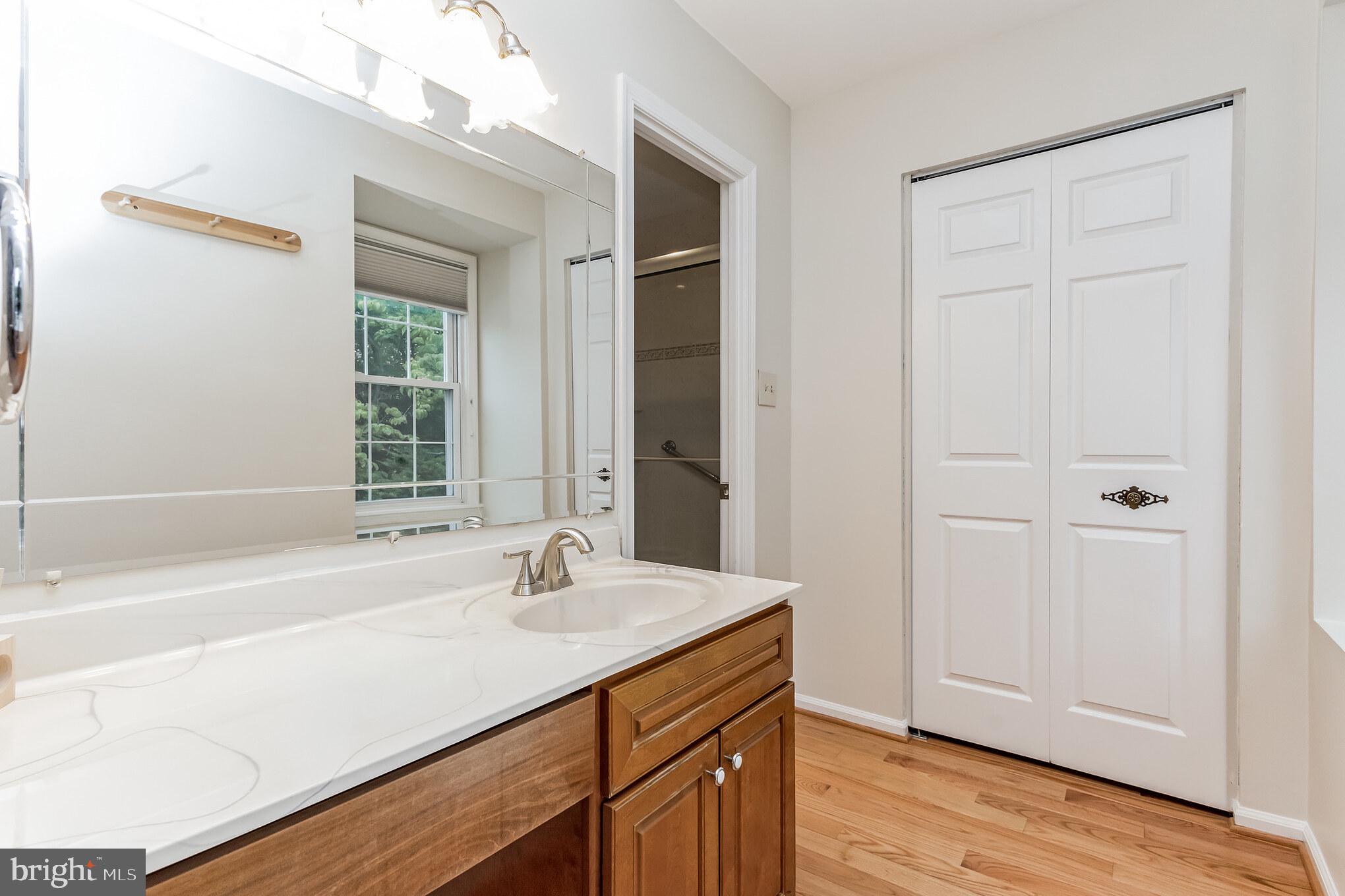 LAFAYETTE VILLAGE - Residential