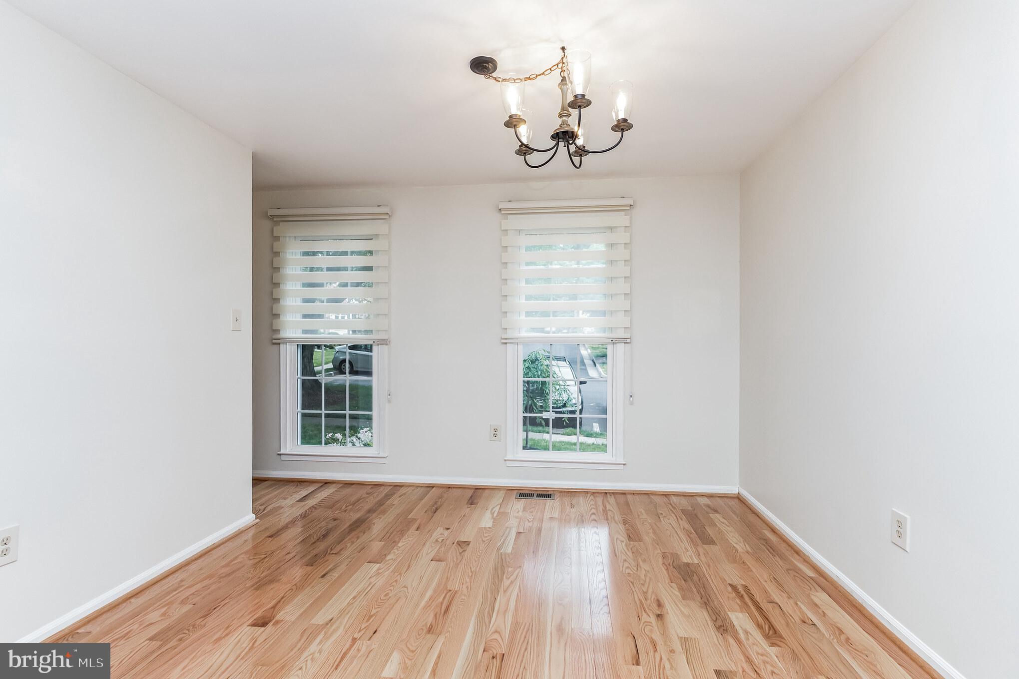 LAFAYETTE VILLAGE - Residential