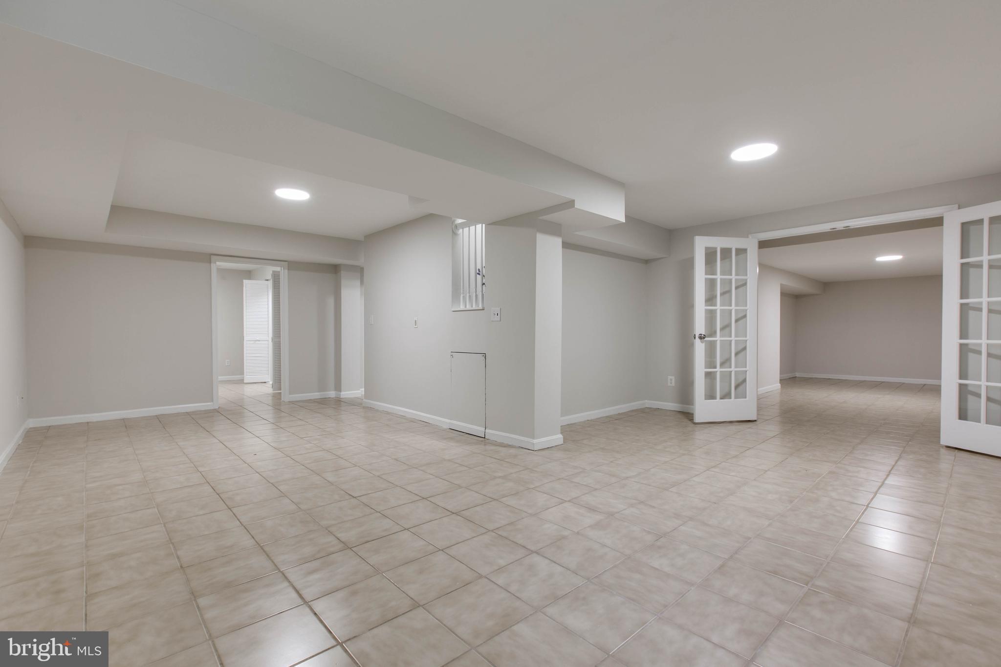 QUARTERFIELD FARMS - Residential