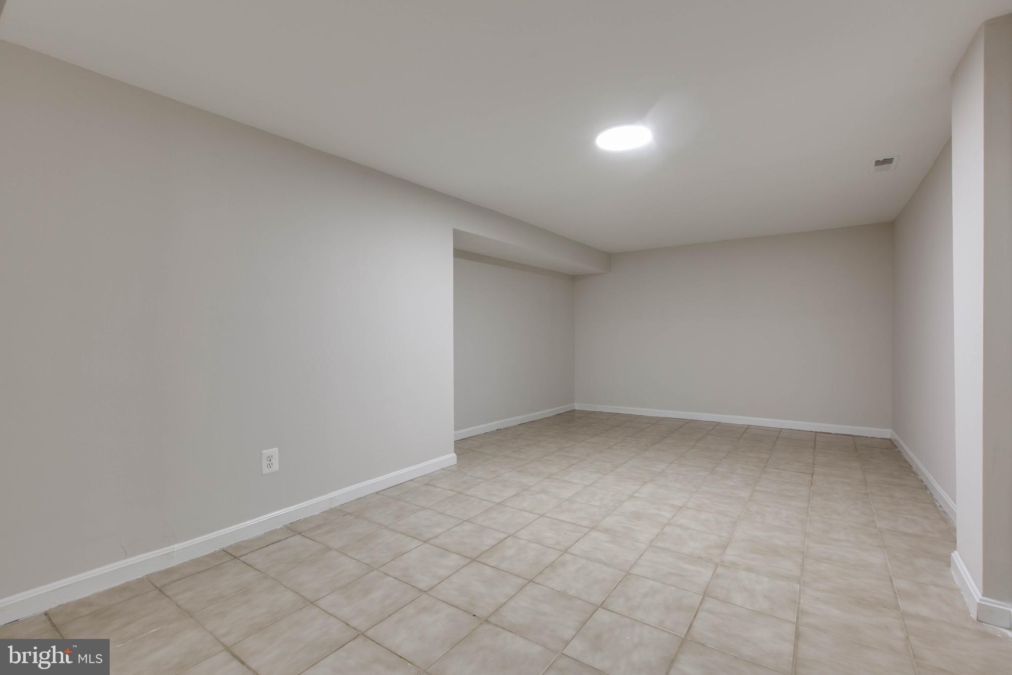 QUARTERFIELD FARMS - Residential